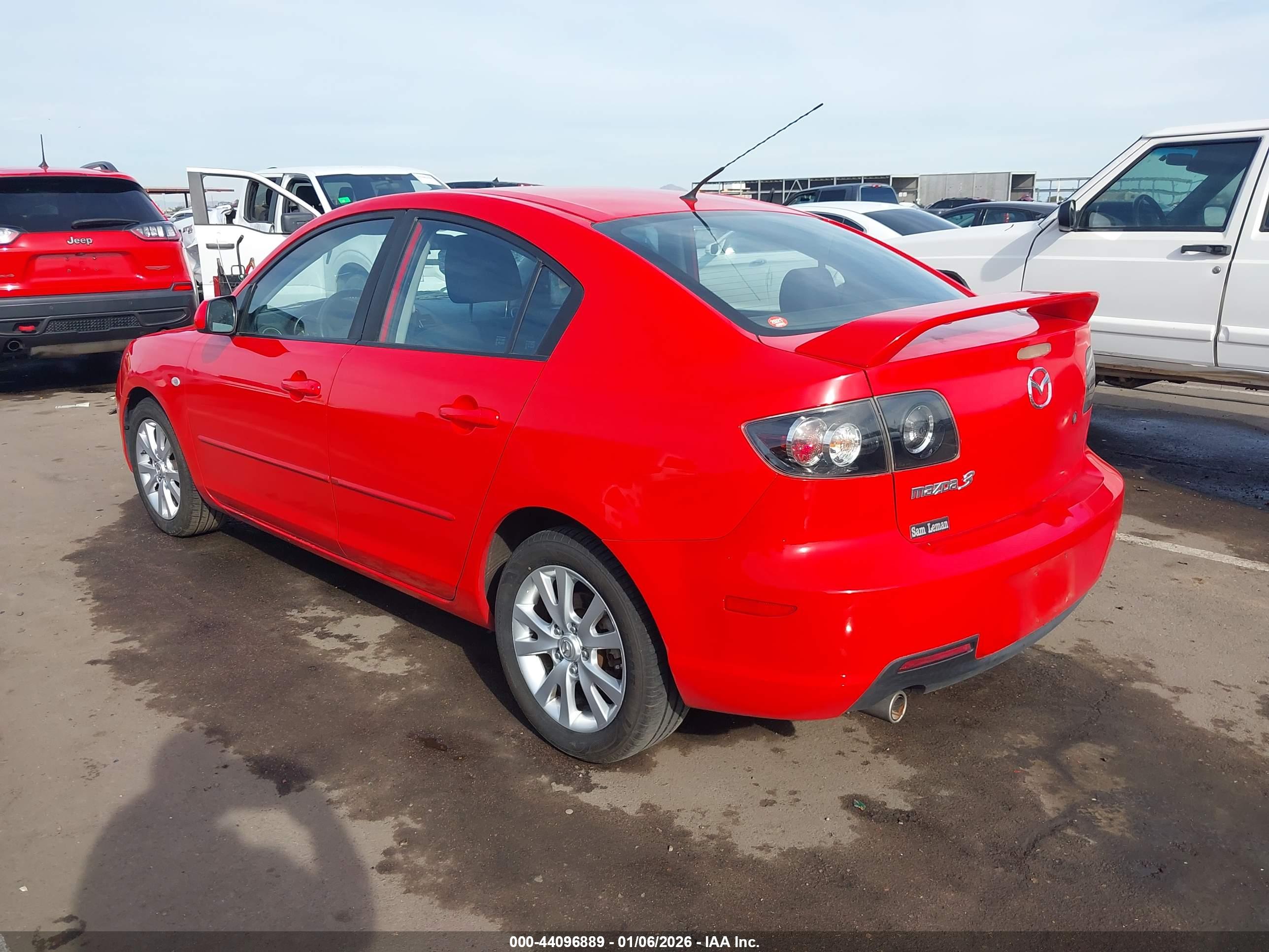 MAZDA MAZDA3 image 3