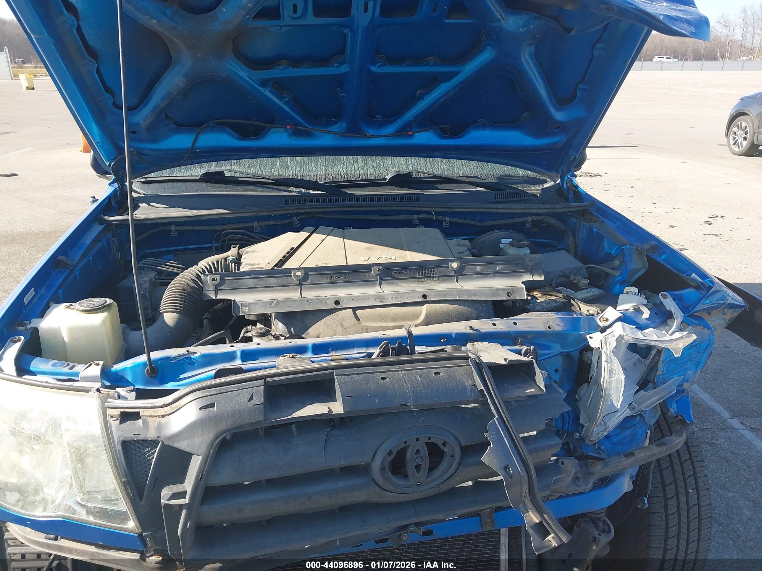 TOYOTA TACOMA image 10