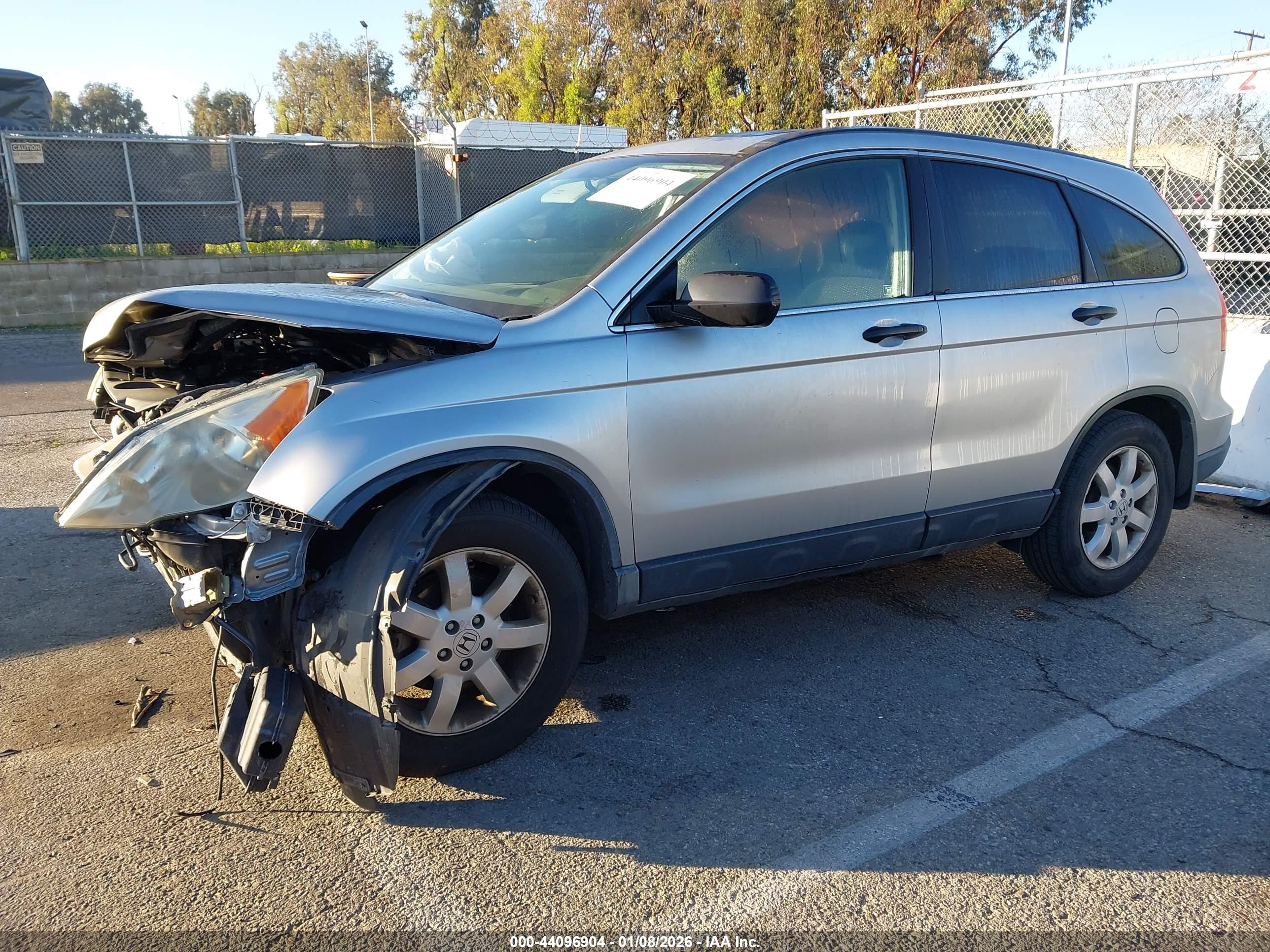 HONDA CR-V image 2