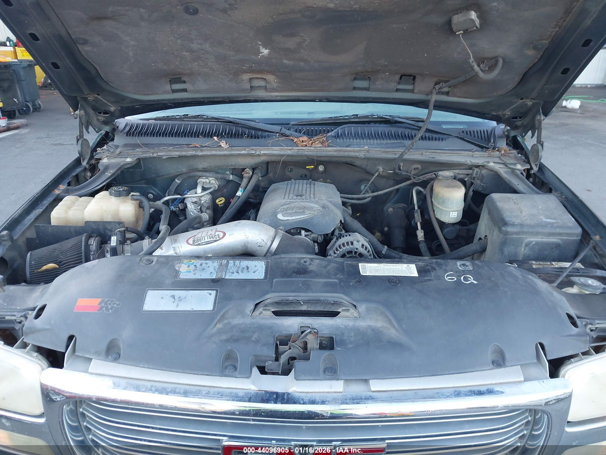 GMC SIERRA image 10