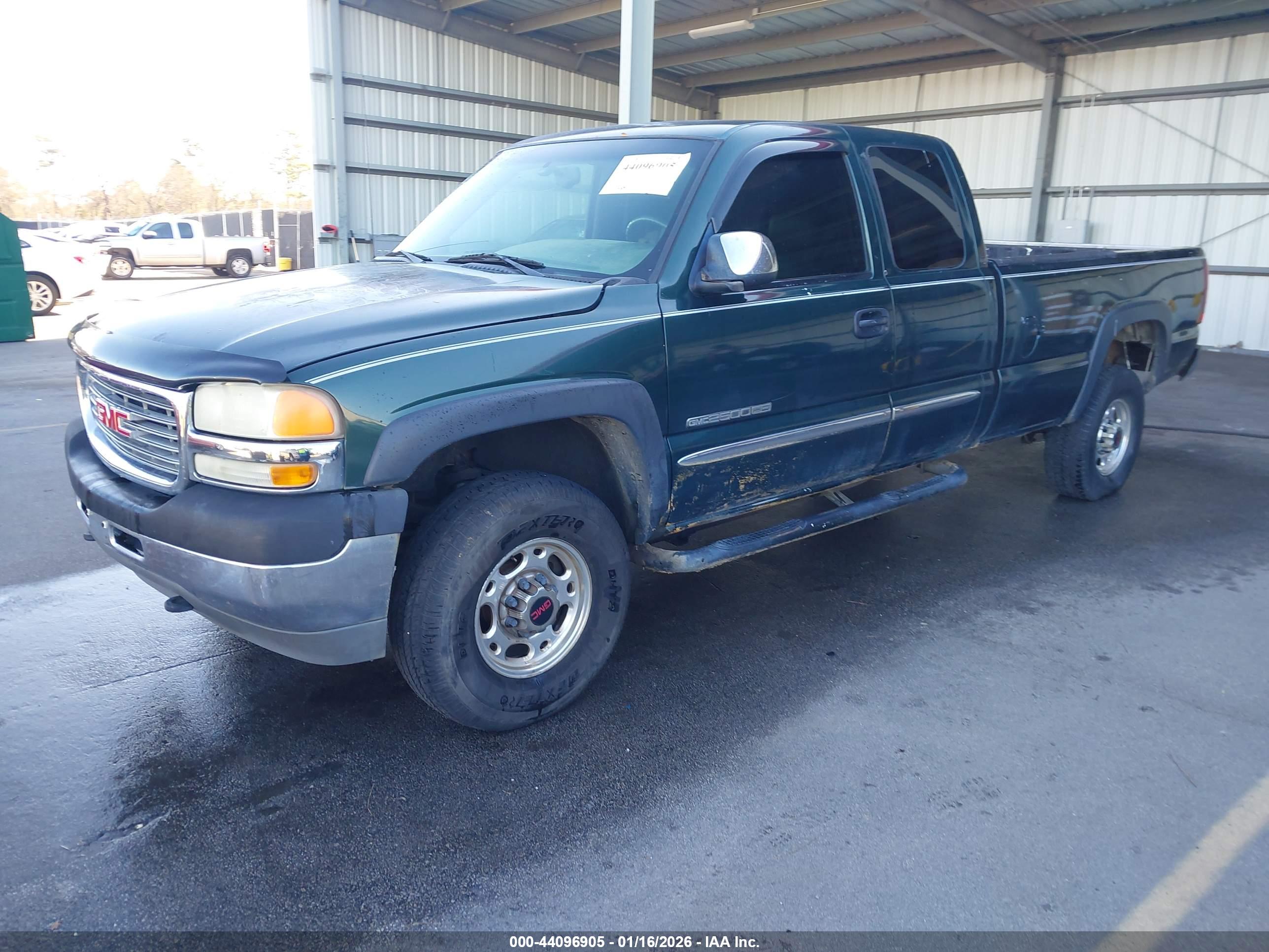 GMC SIERRA image 2