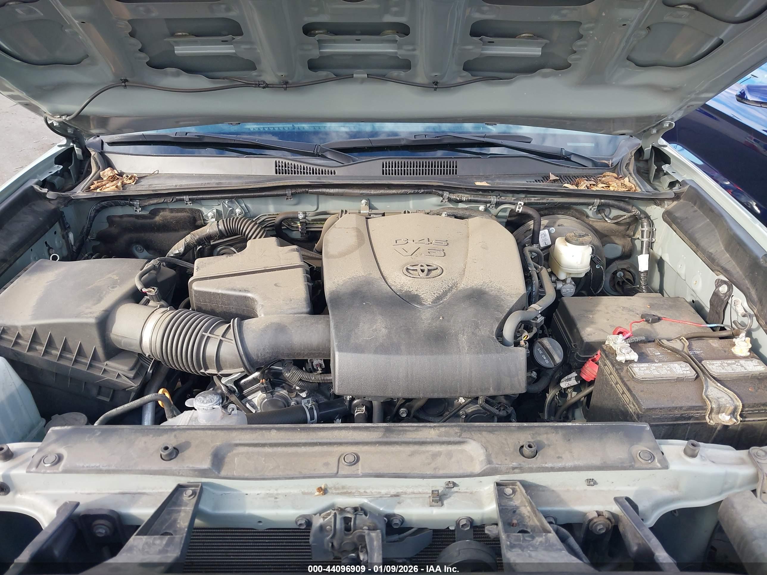 TOYOTA TACOMA image 10