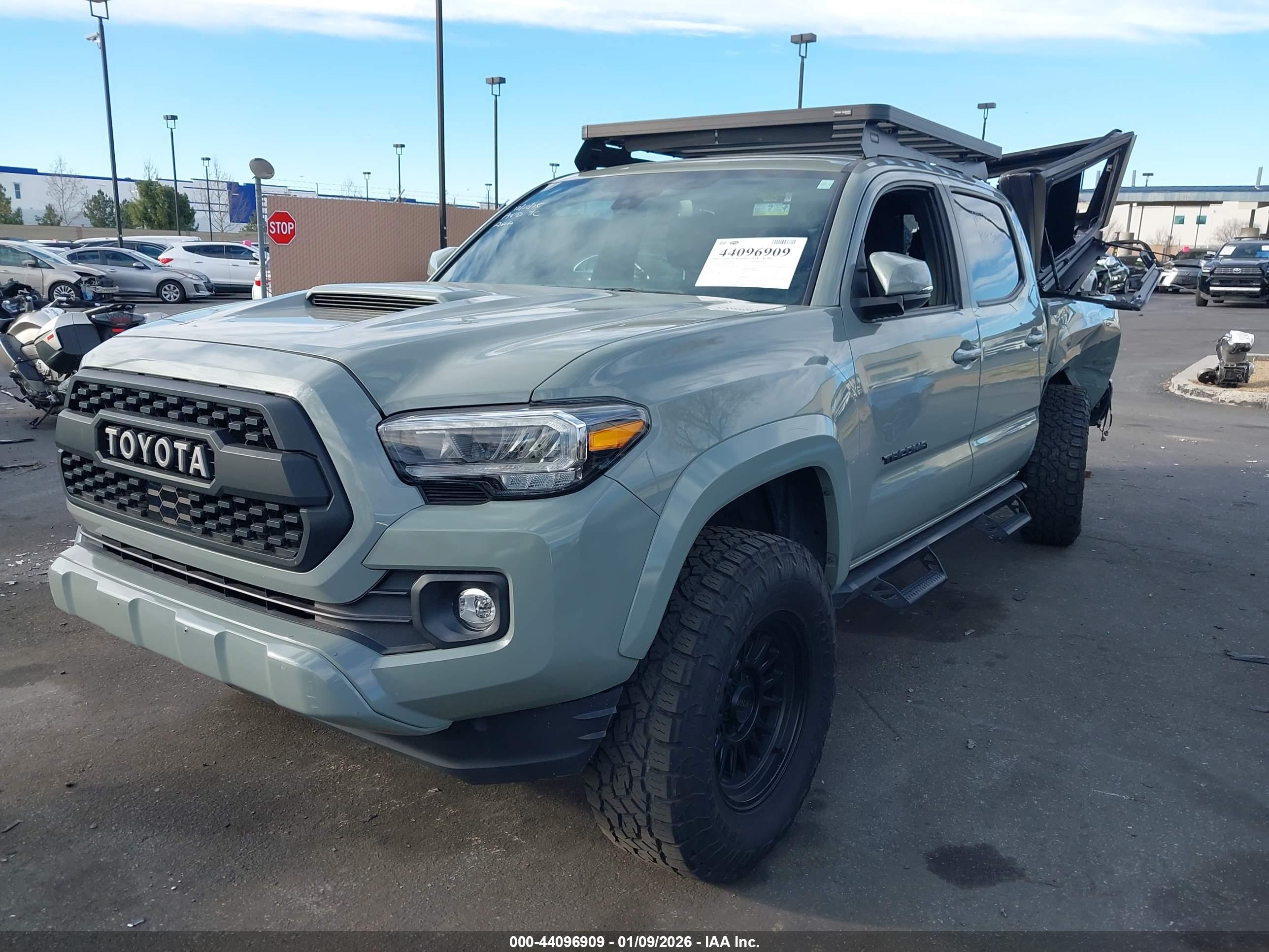 TOYOTA TACOMA image 2