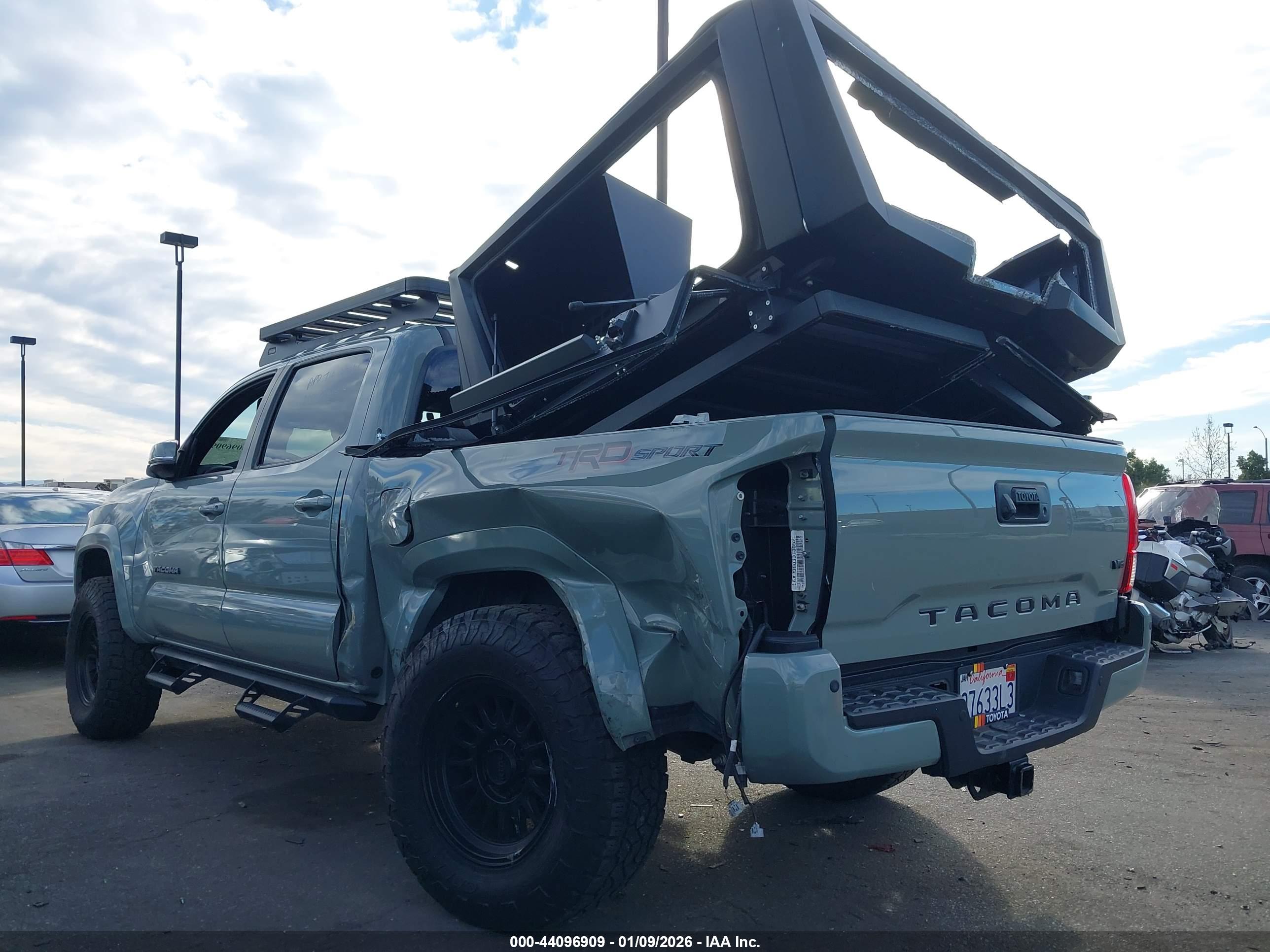 TOYOTA TACOMA image 6