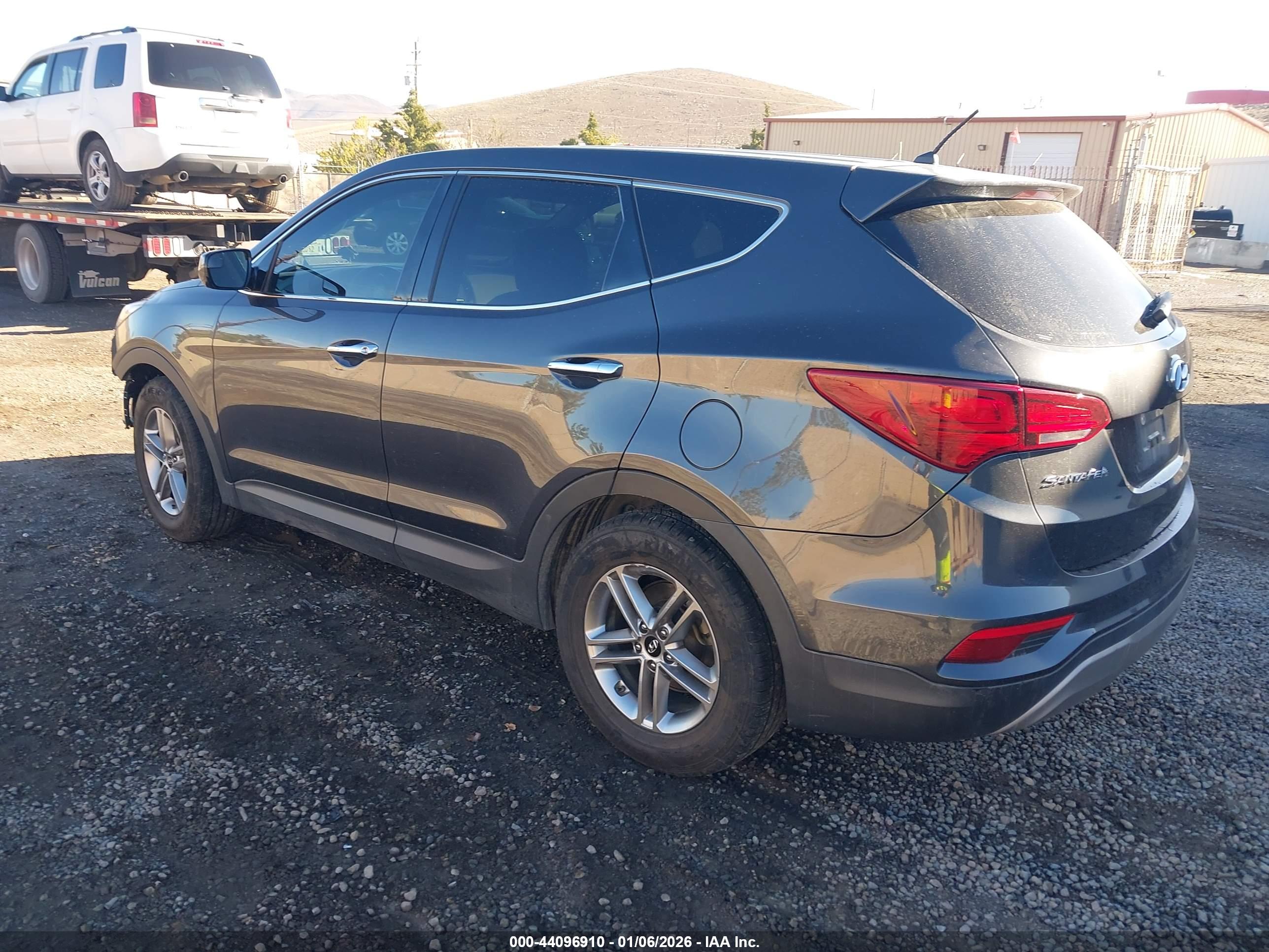 HYUNDAI SANTA image 3