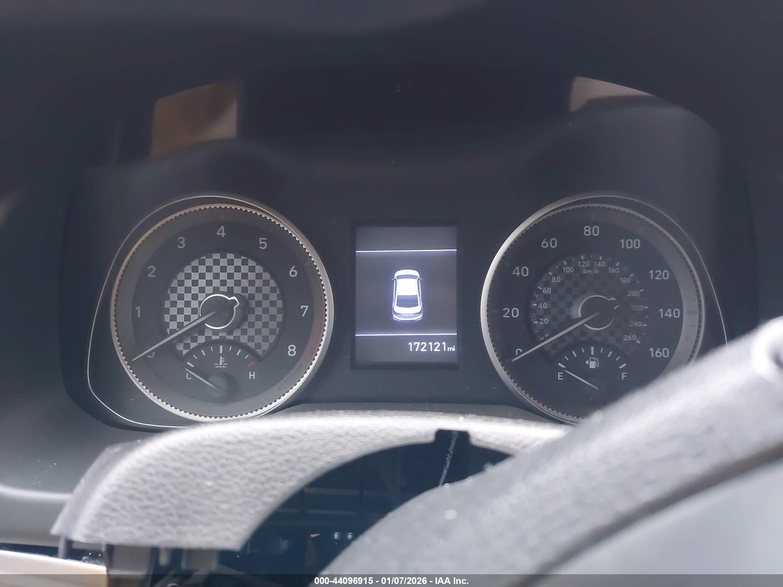 HYUNDAI ELANTRA image 7