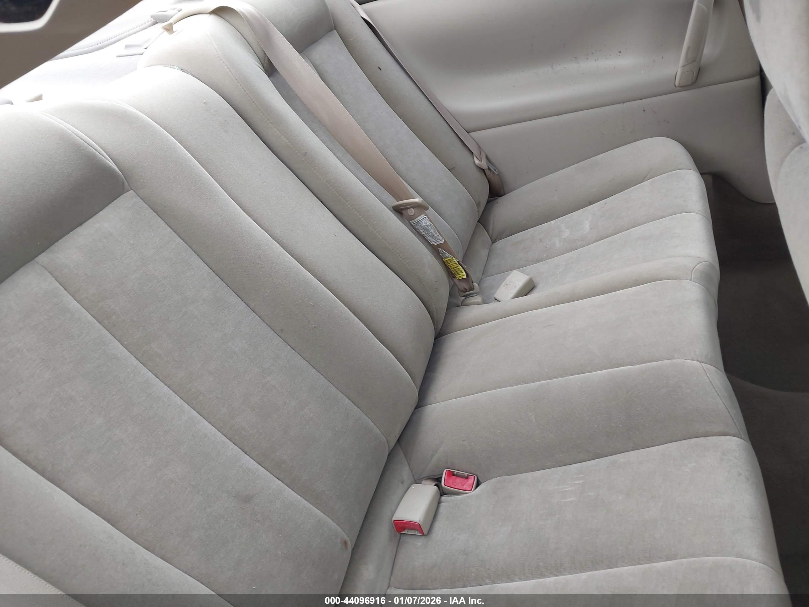 TOYOTA CAMRY image 8