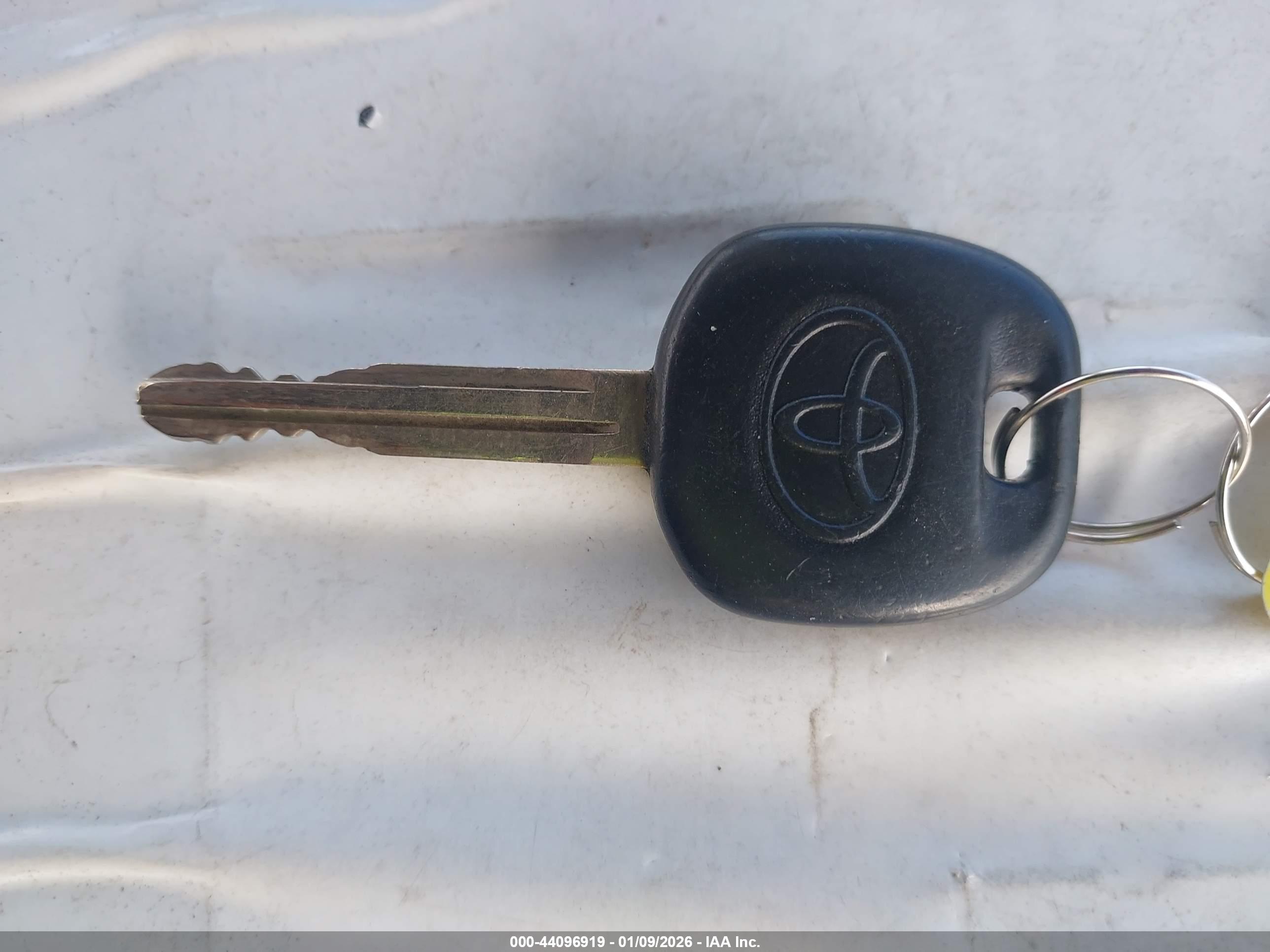 TOYOTA TACOMA image 11
