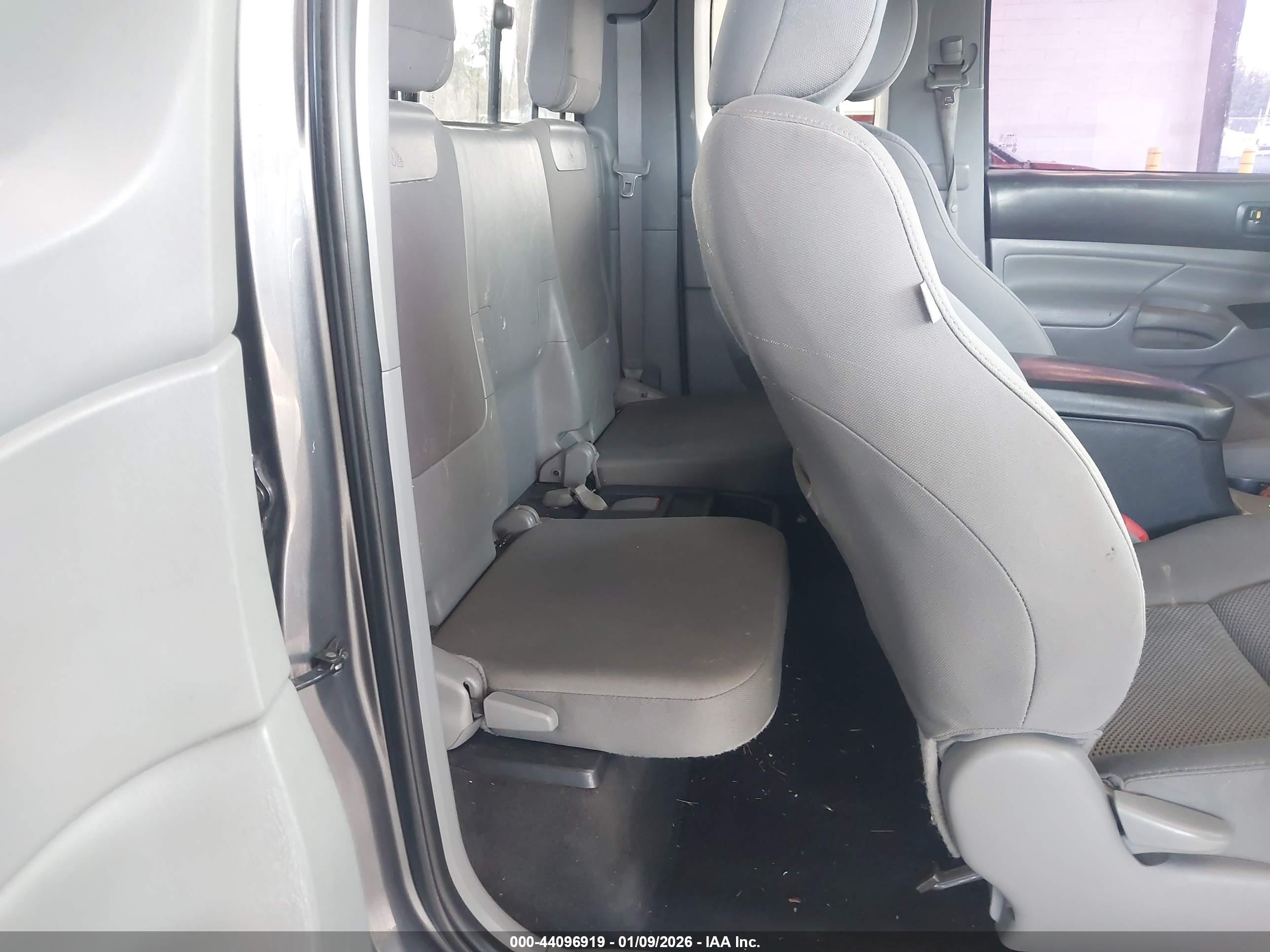 TOYOTA TACOMA image 8
