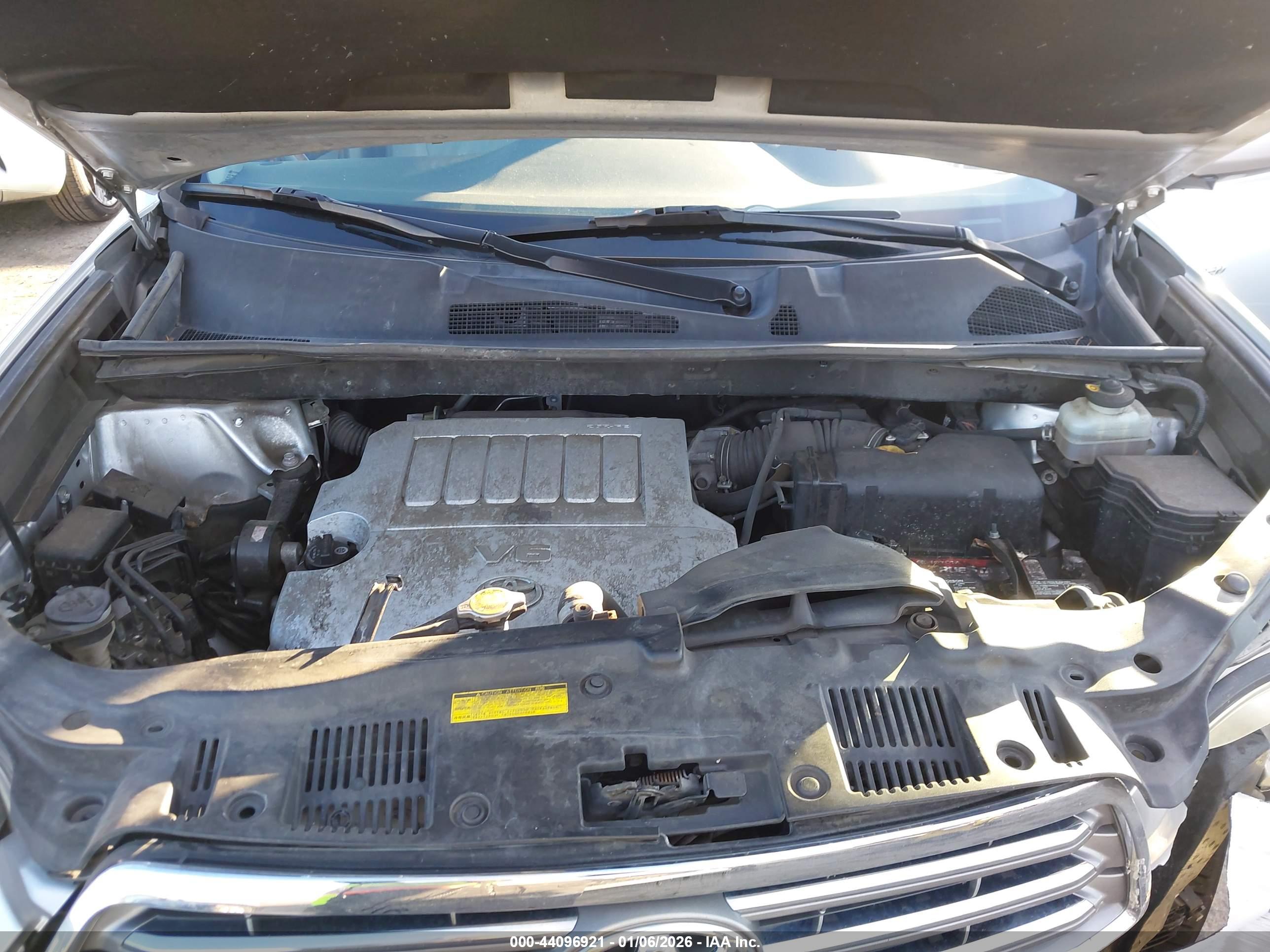 TOYOTA HIGHLANDER image 10