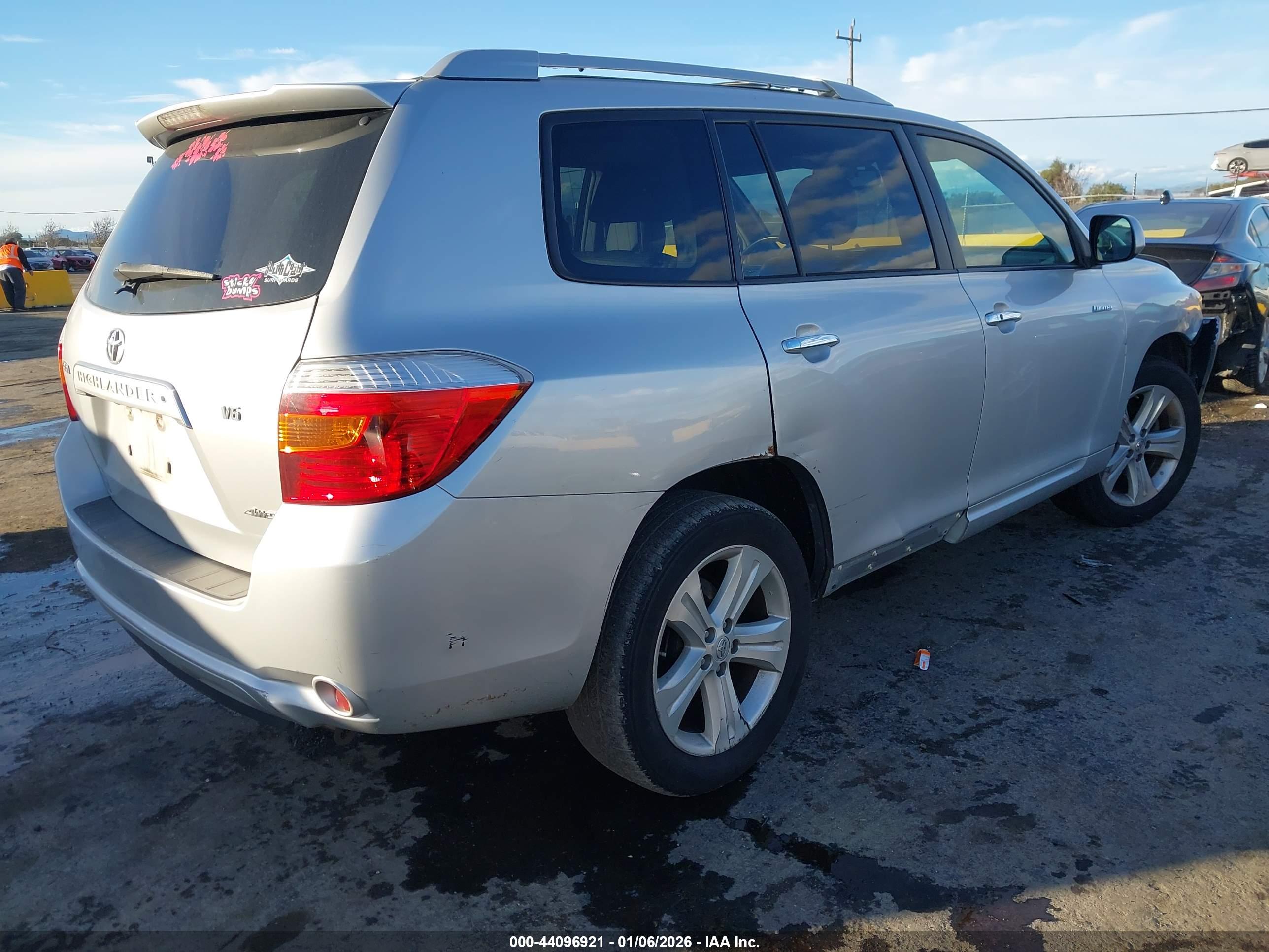TOYOTA HIGHLANDER image 4