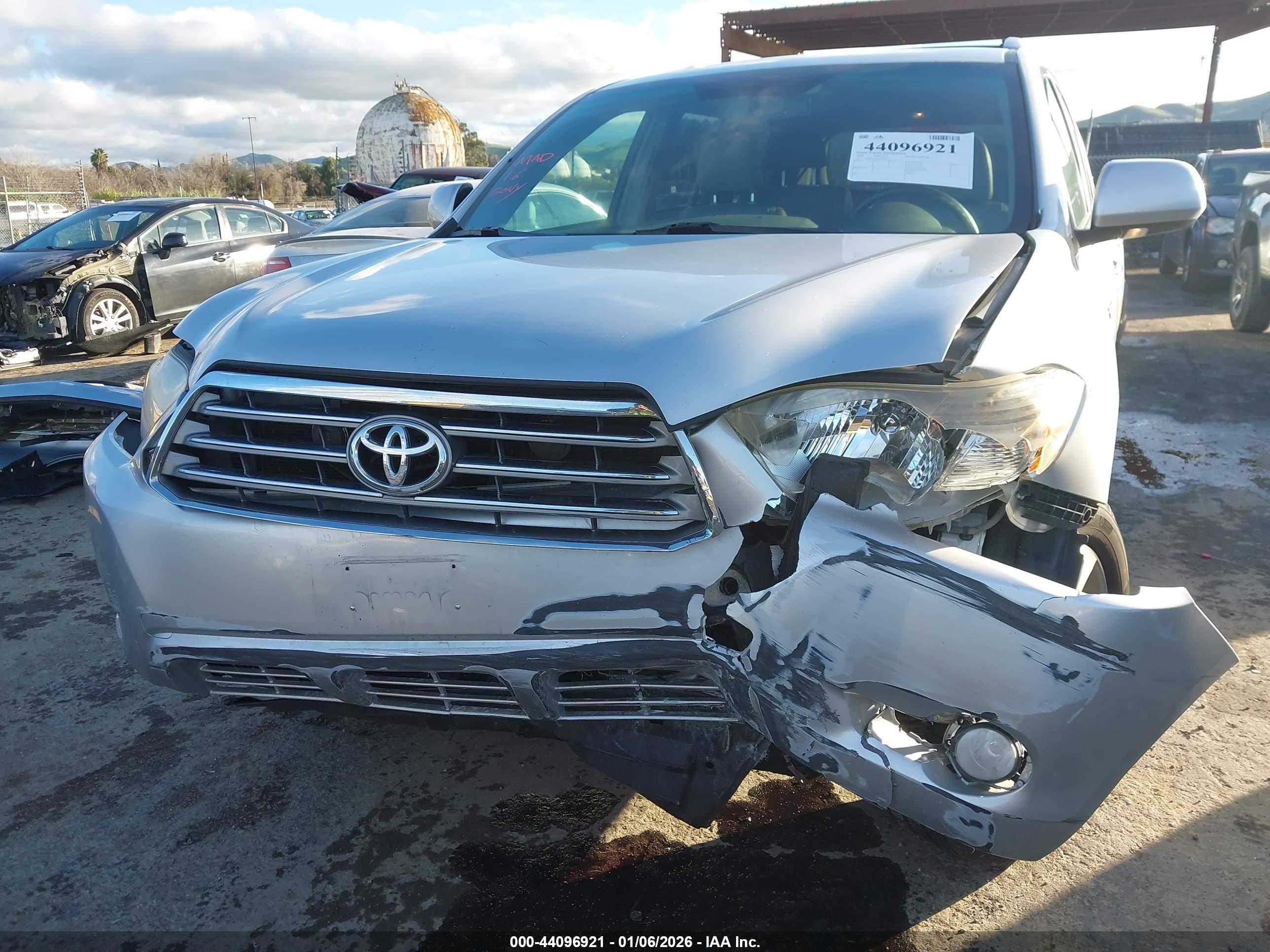 TOYOTA HIGHLANDER image 6