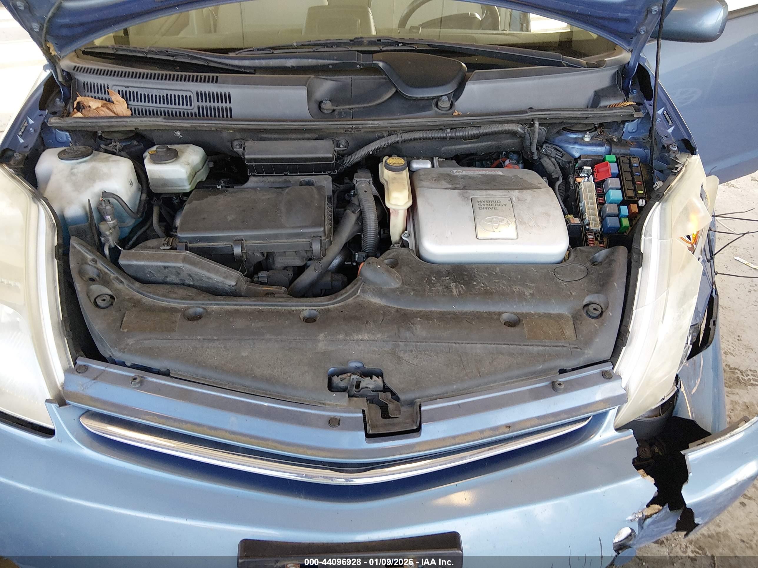 TOYOTA PRIUS image 10