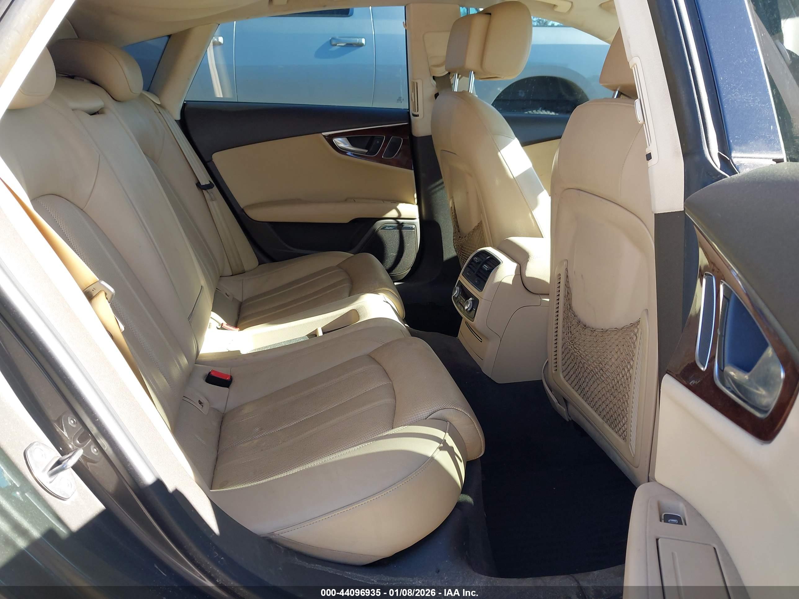 AUDI A7 image 8