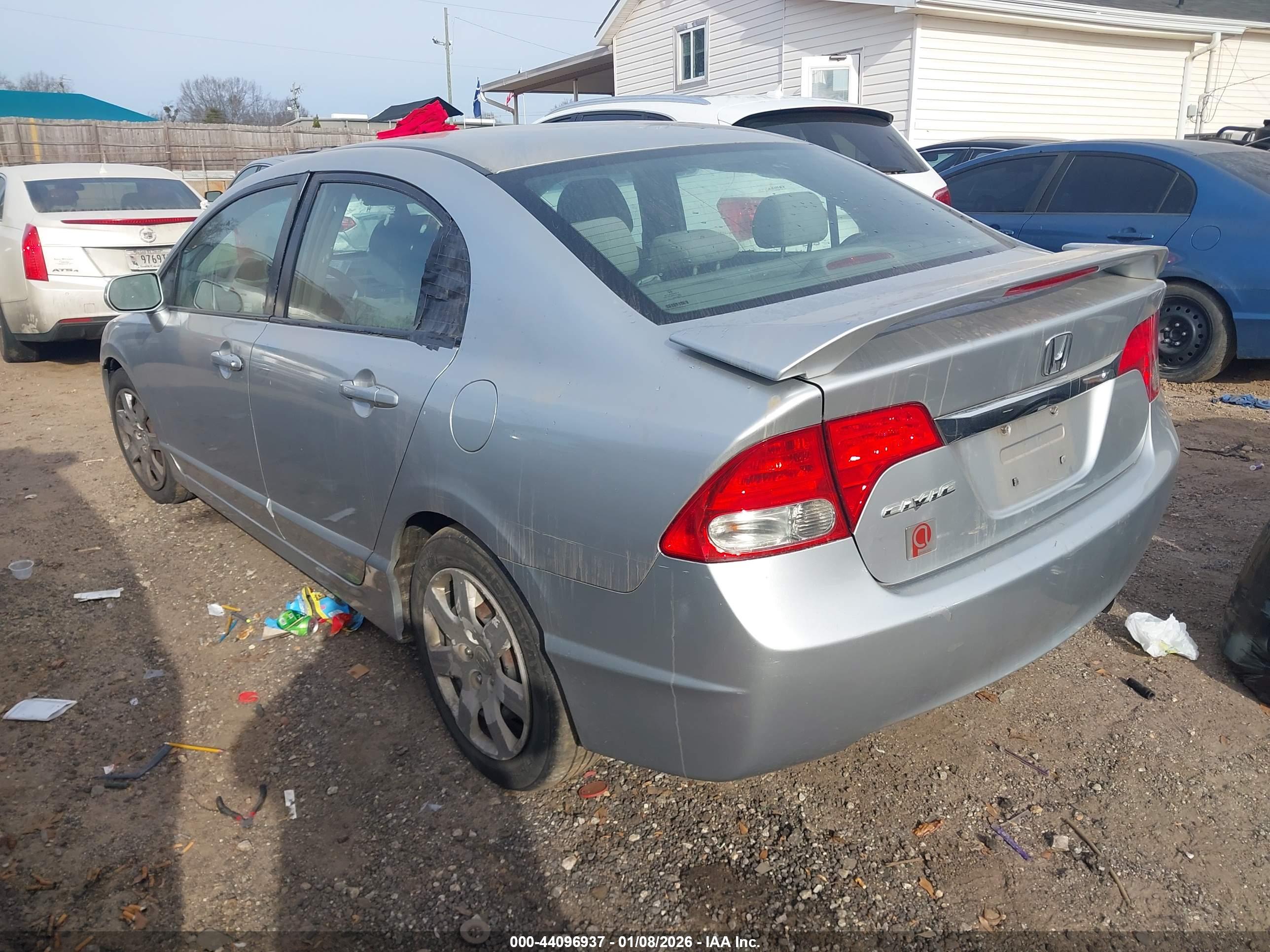 HONDA CIVIC image 3