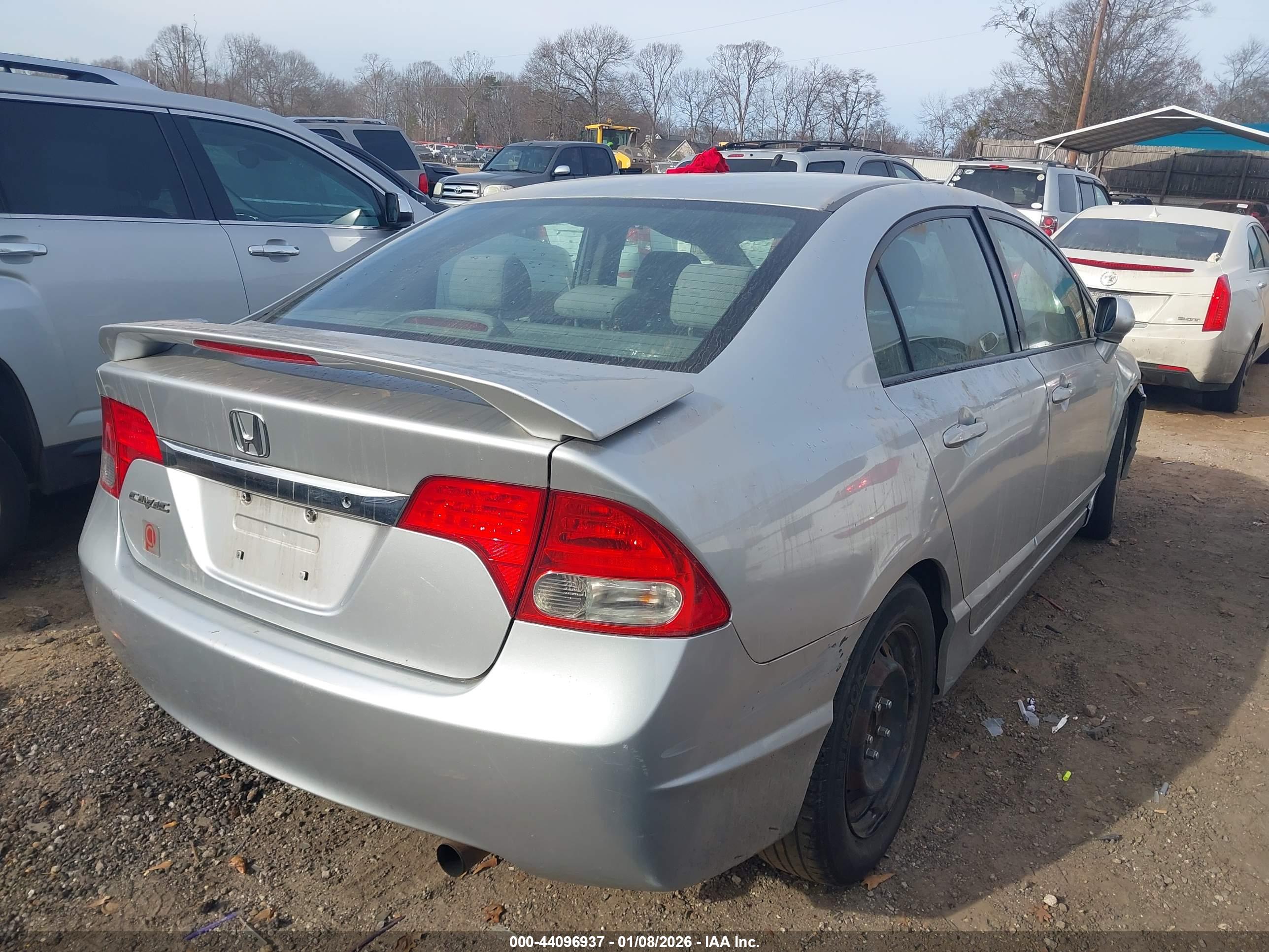 HONDA CIVIC image 4