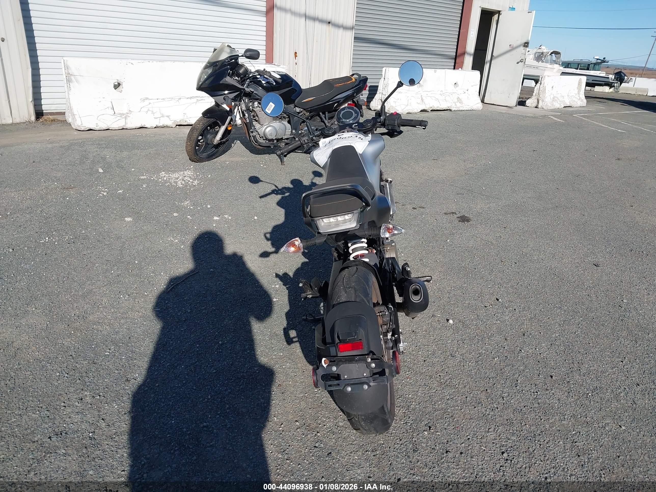 HUSQVARNA VITPILEN image 6