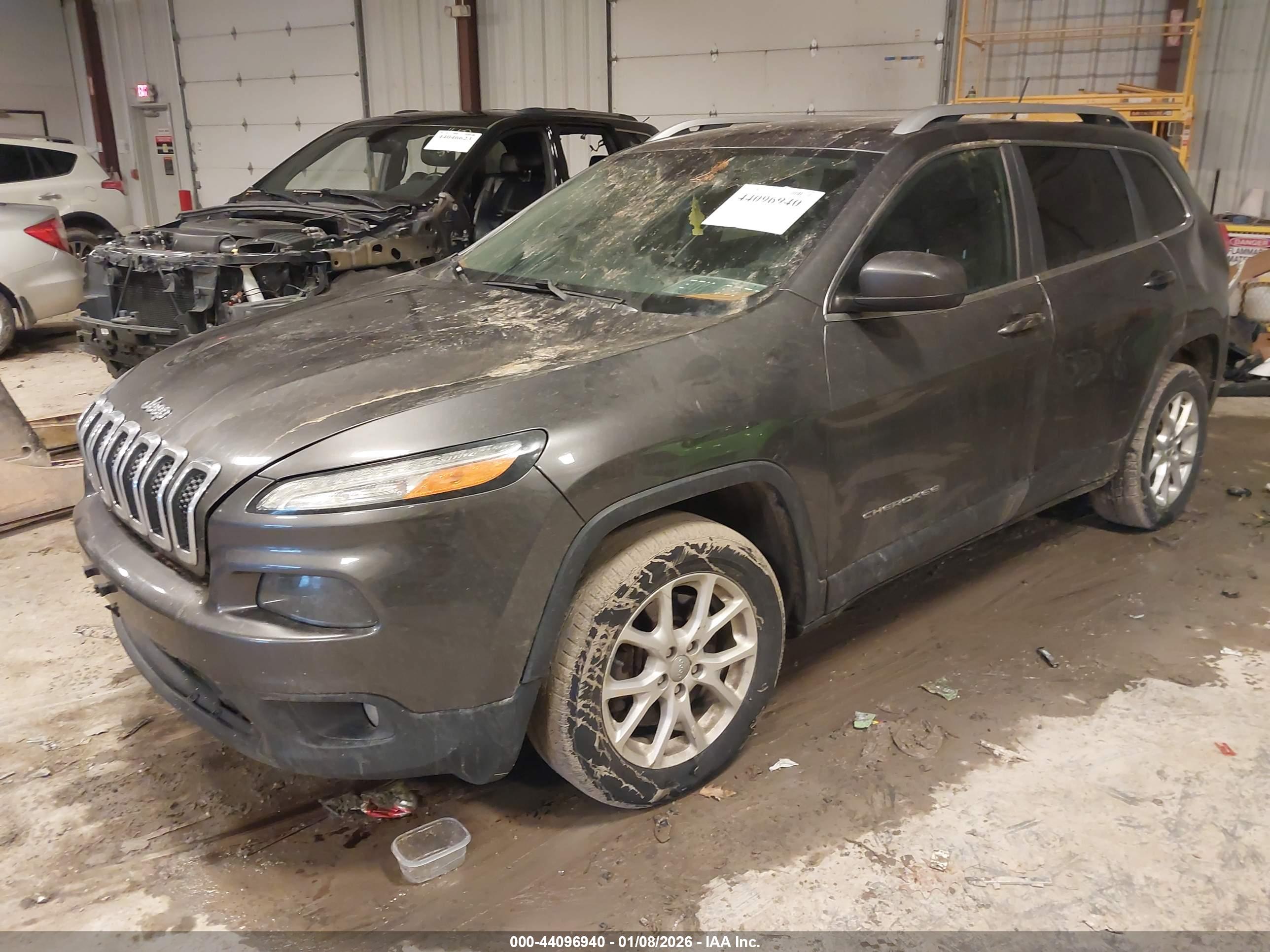 JEEP CHEROKEE image 2