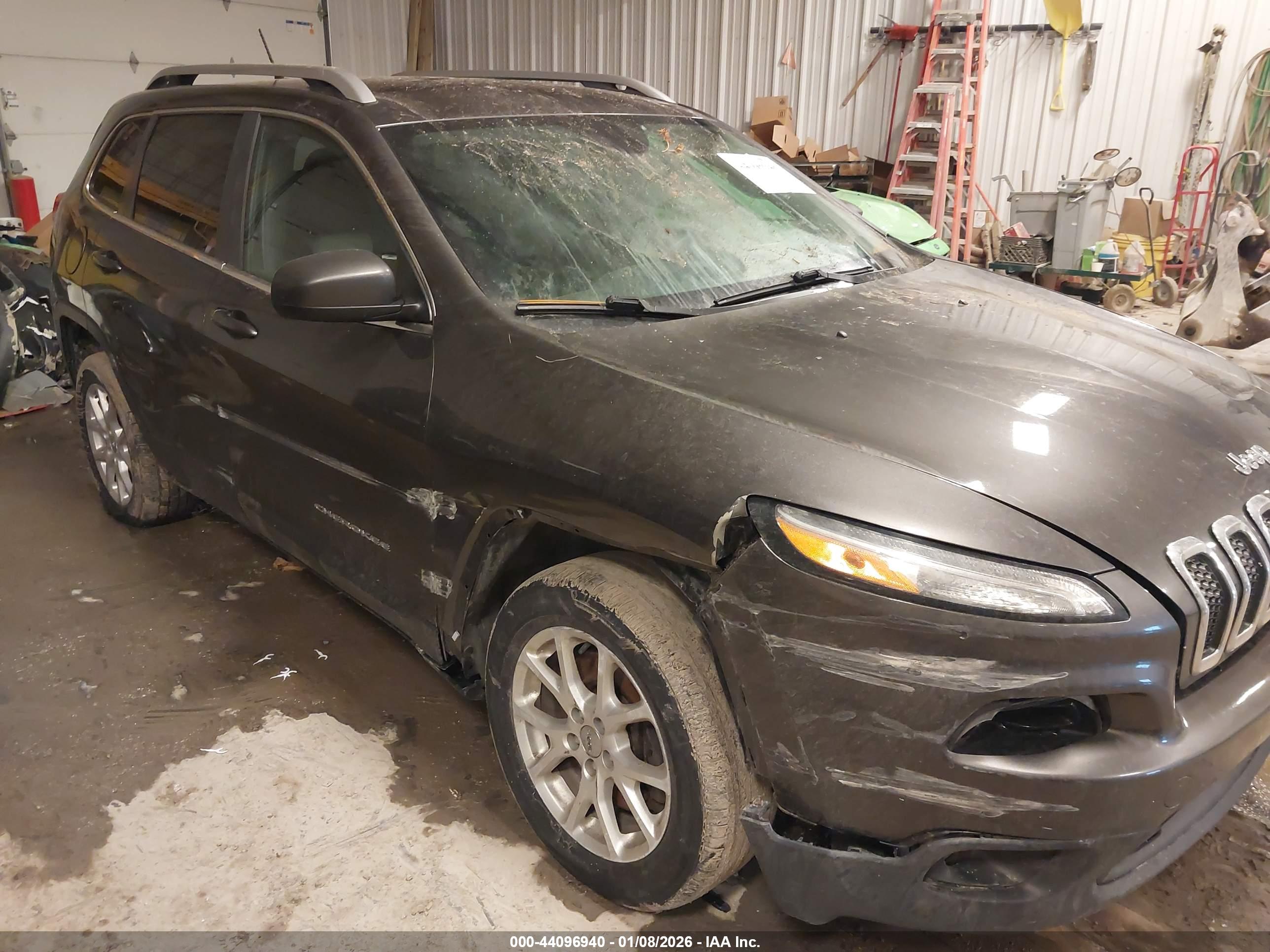 JEEP CHEROKEE image 6