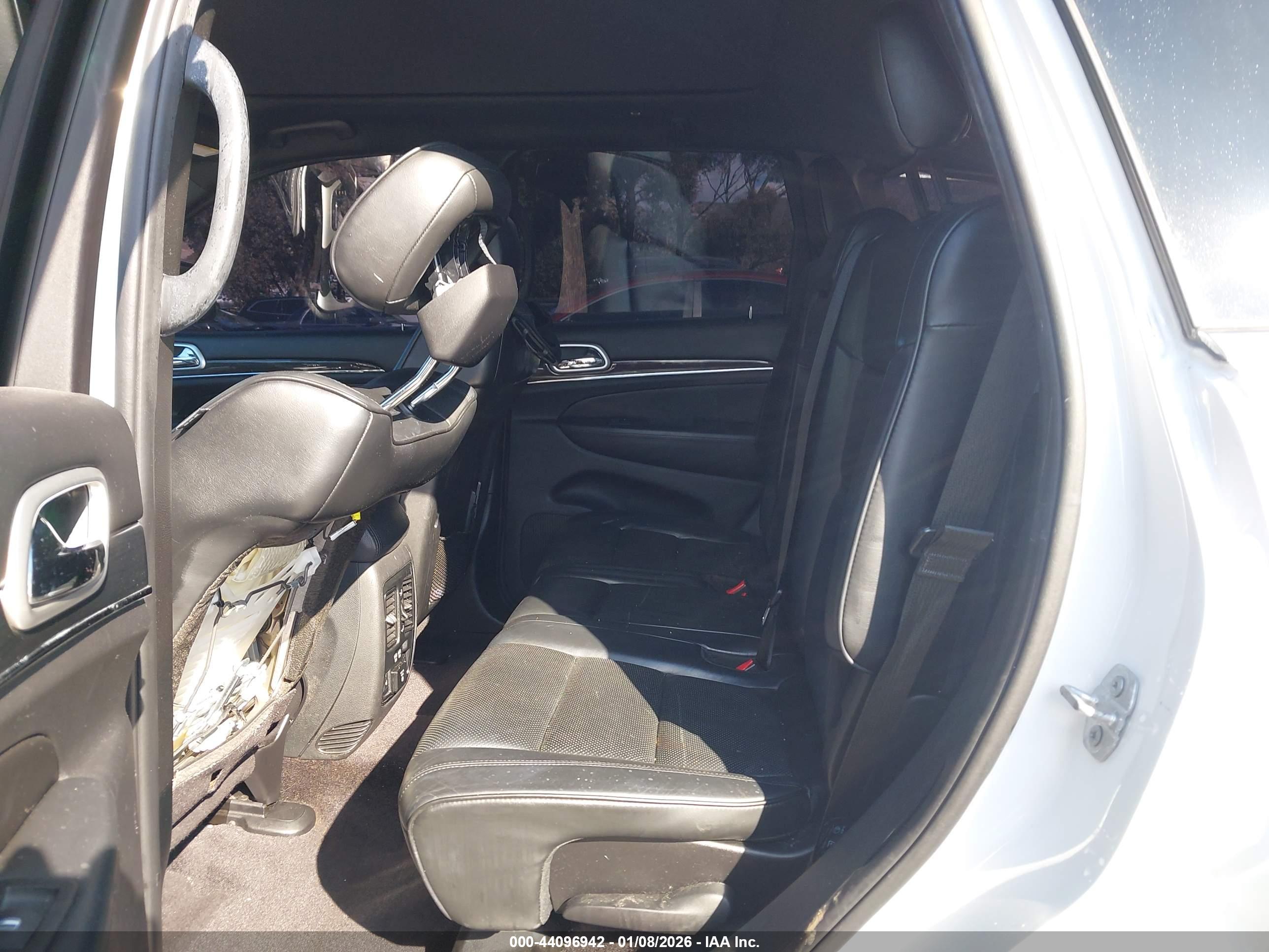 JEEP GRAND image 8