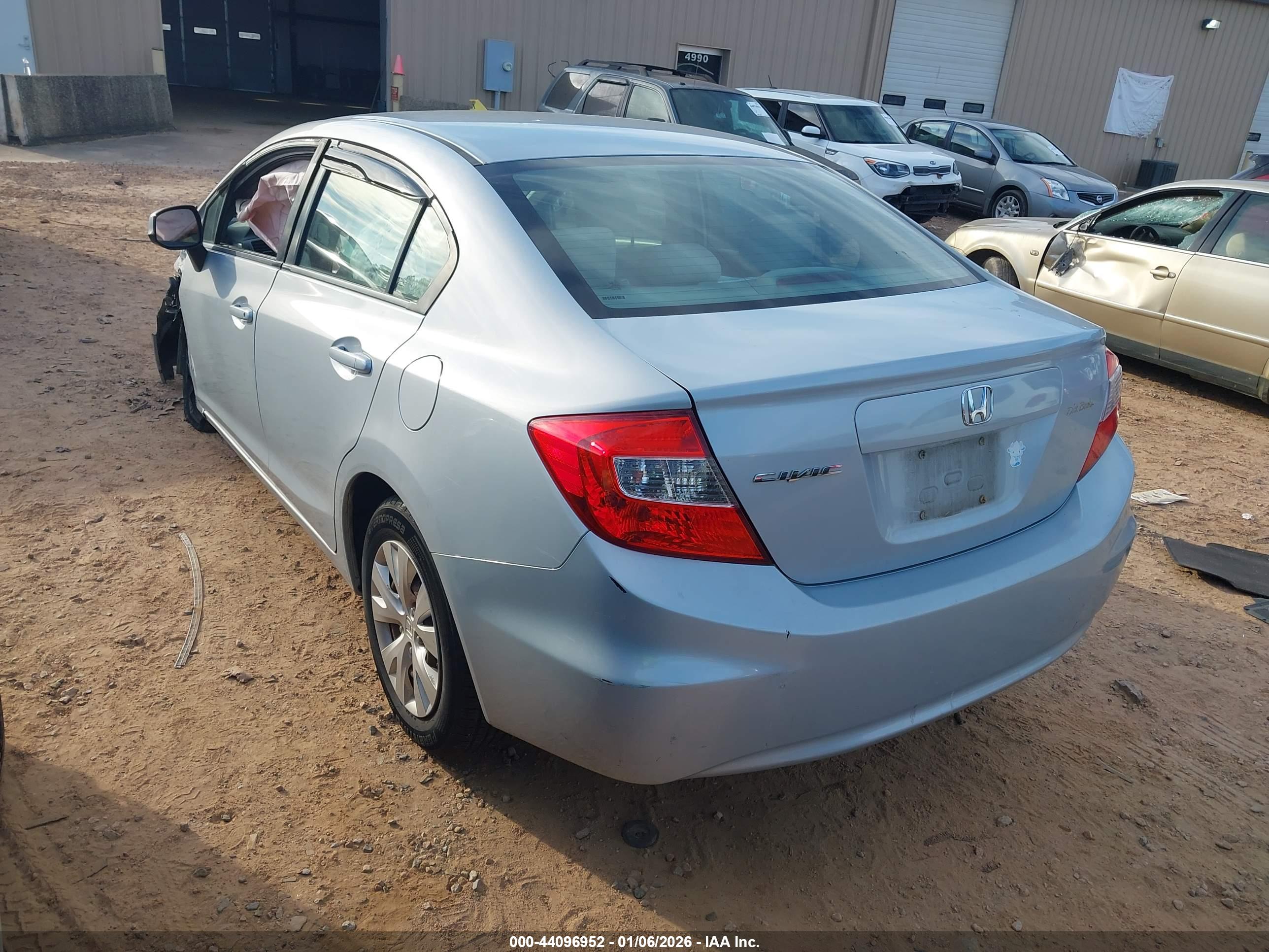 HONDA CIVIC image 3