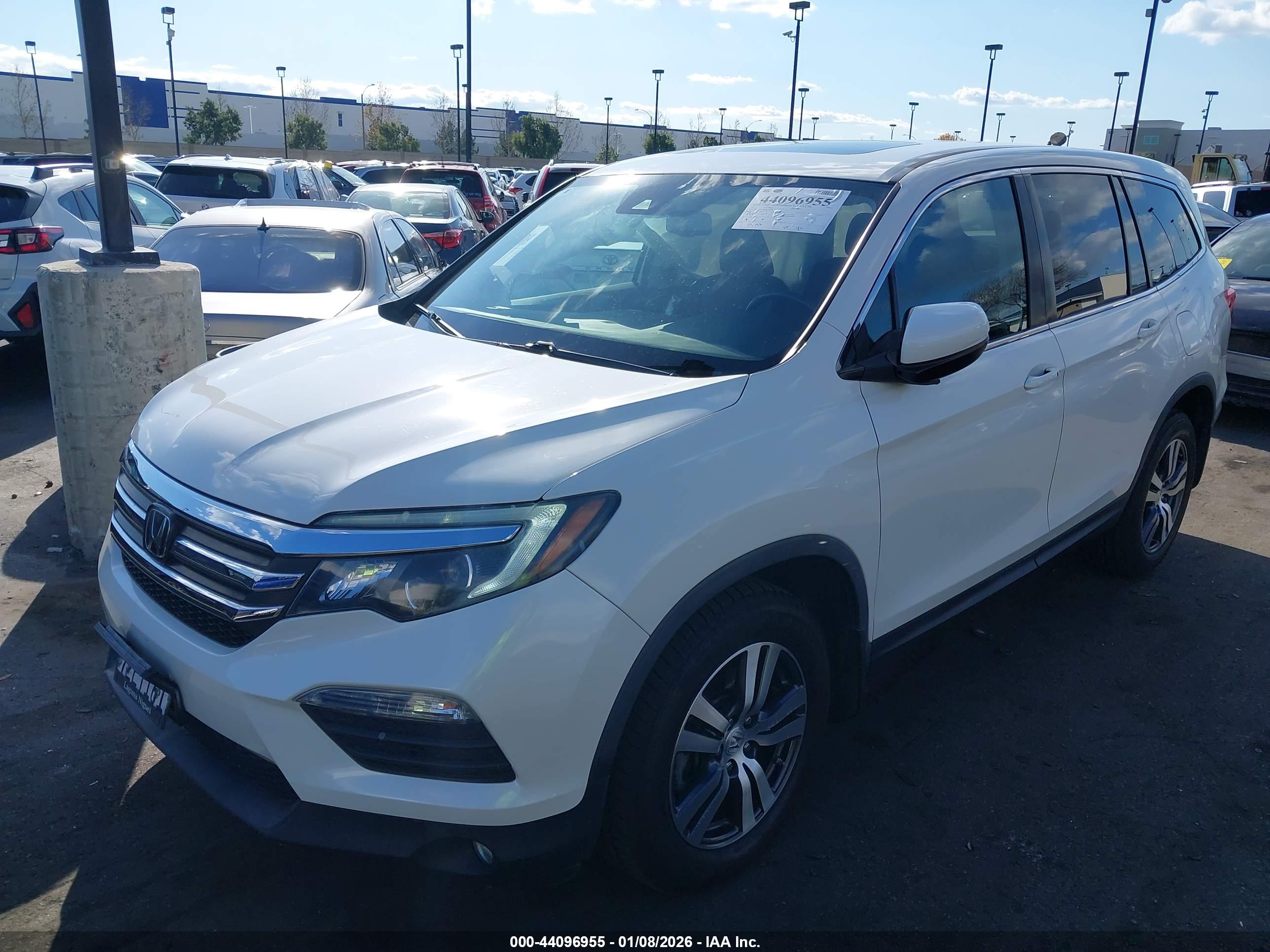 HONDA PILOT image 2