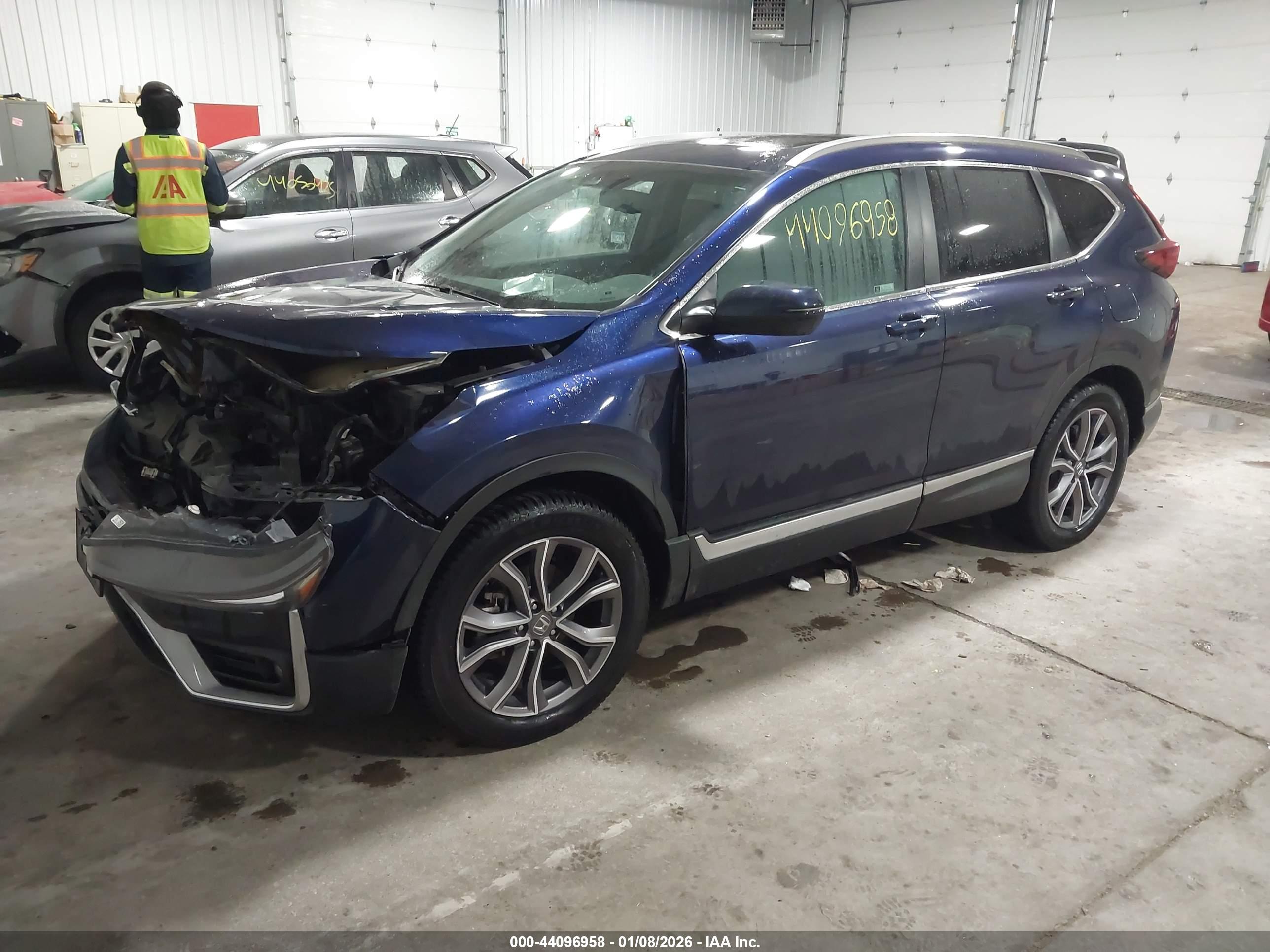 HONDA CR-V image 2