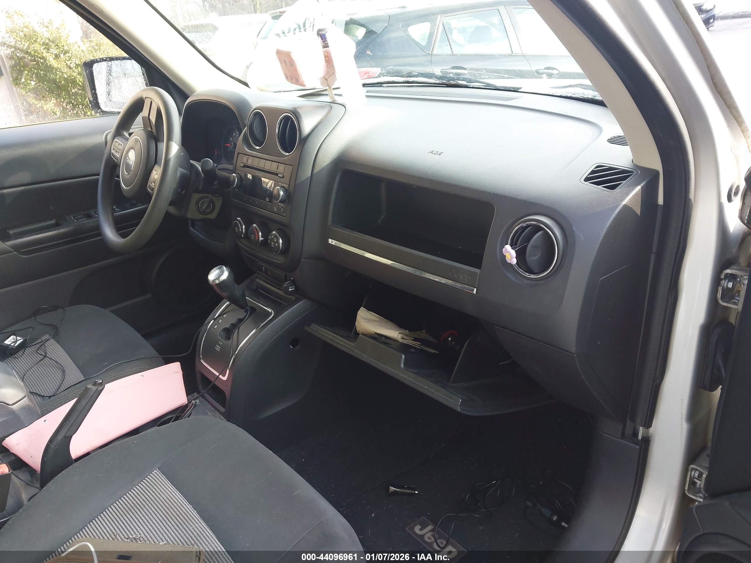 JEEP PATRIOT image 5