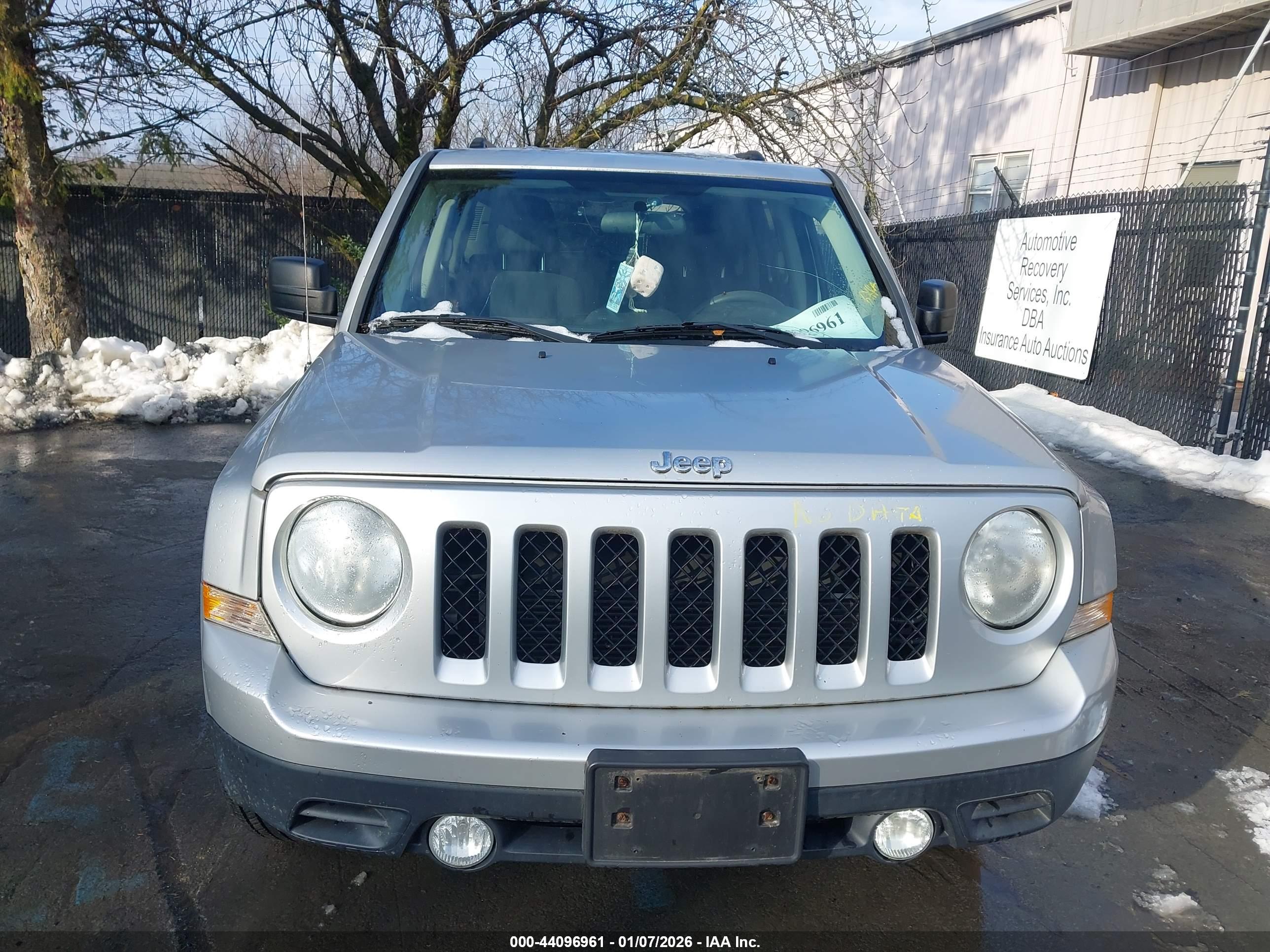 JEEP PATRIOT image 6