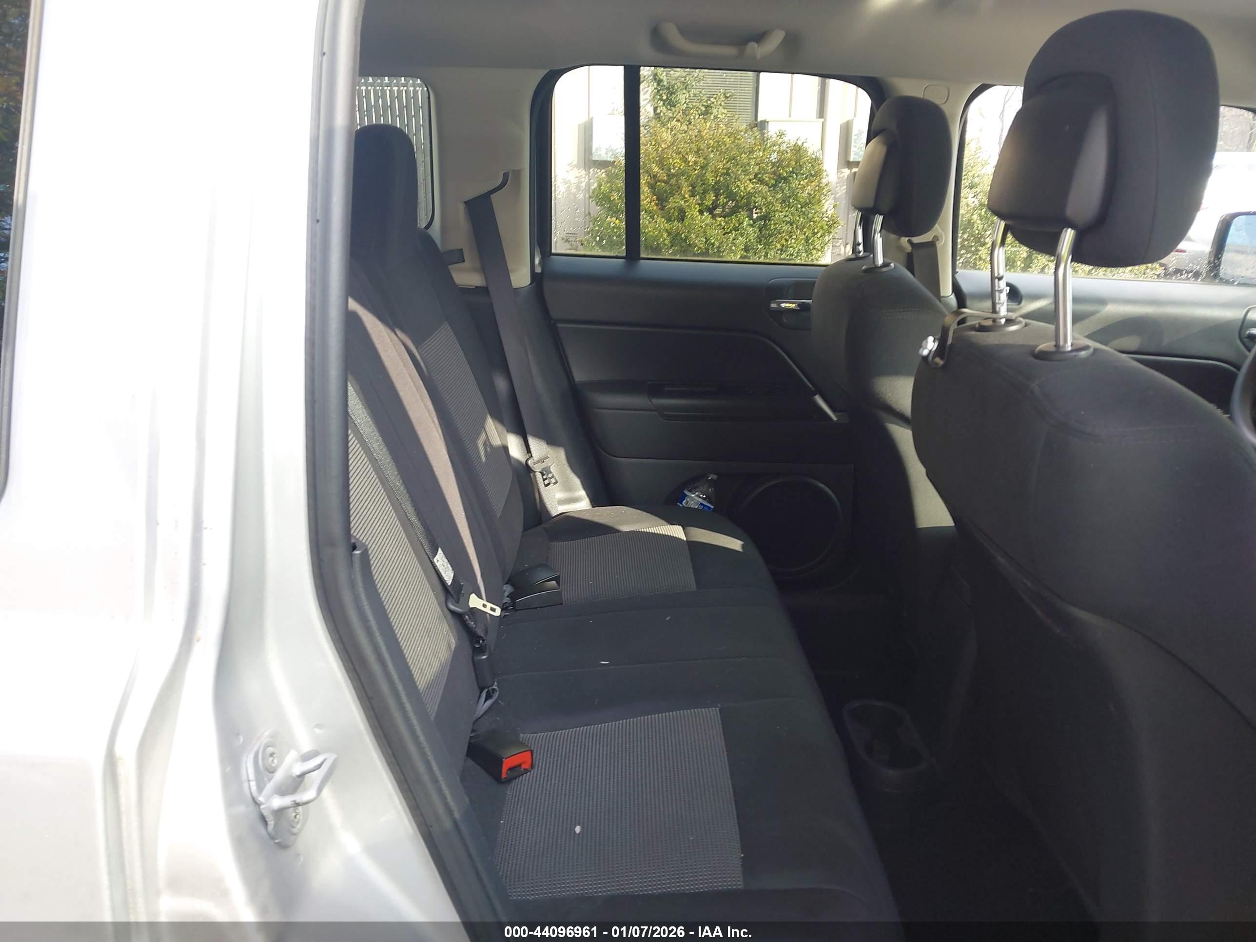 JEEP PATRIOT image 8