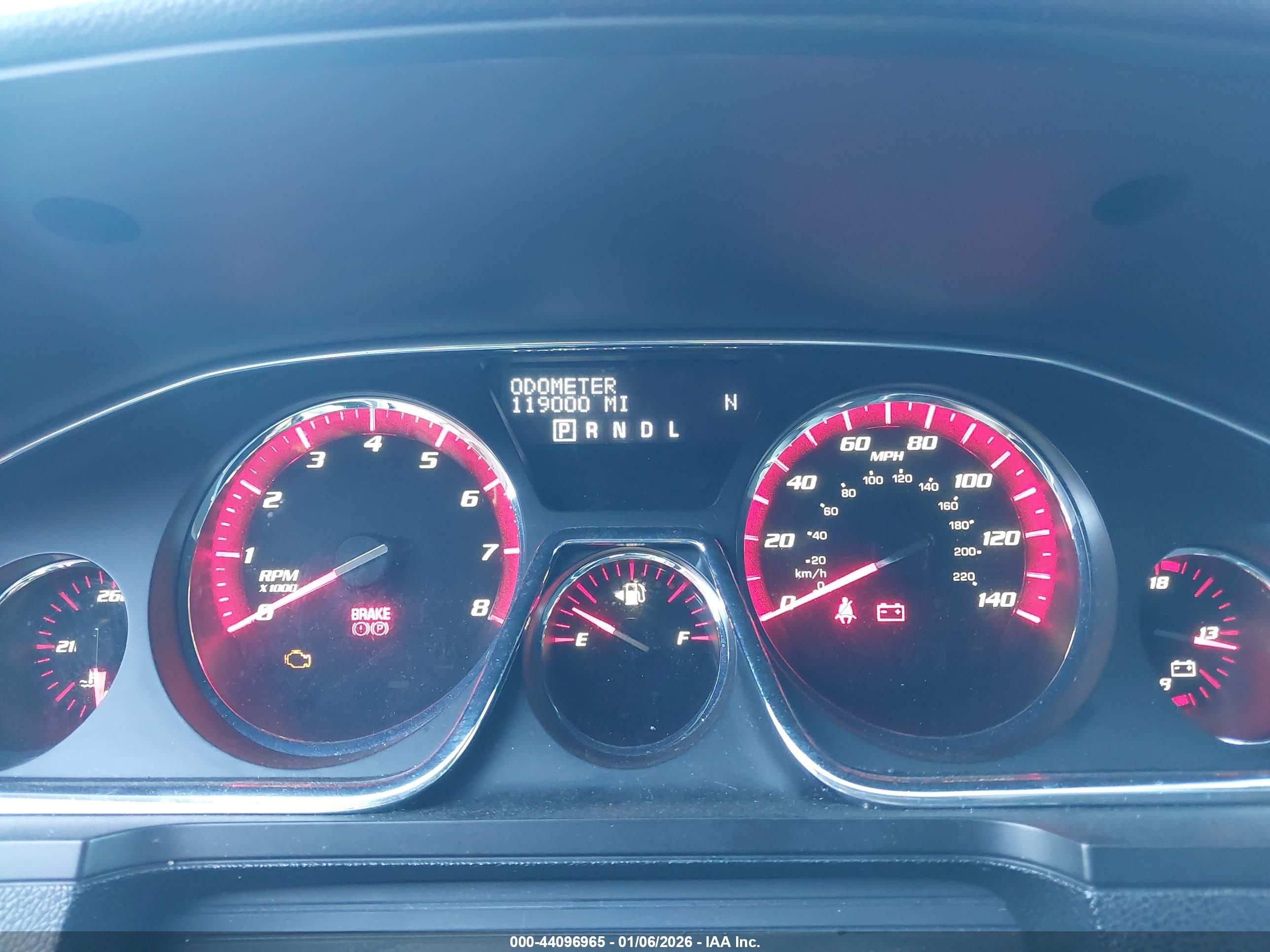 GMC ACADIA image 7