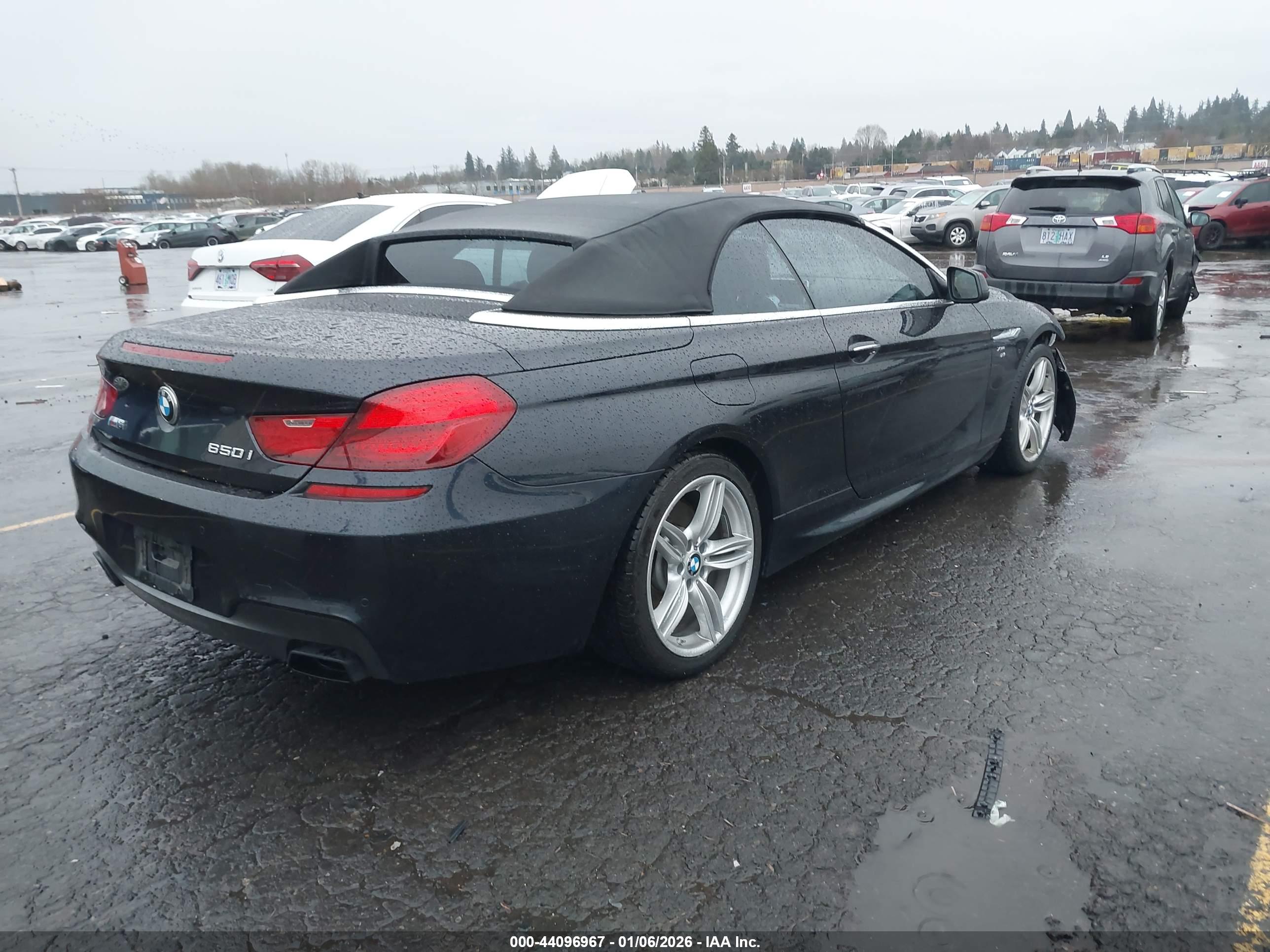 BMW 650I image 4