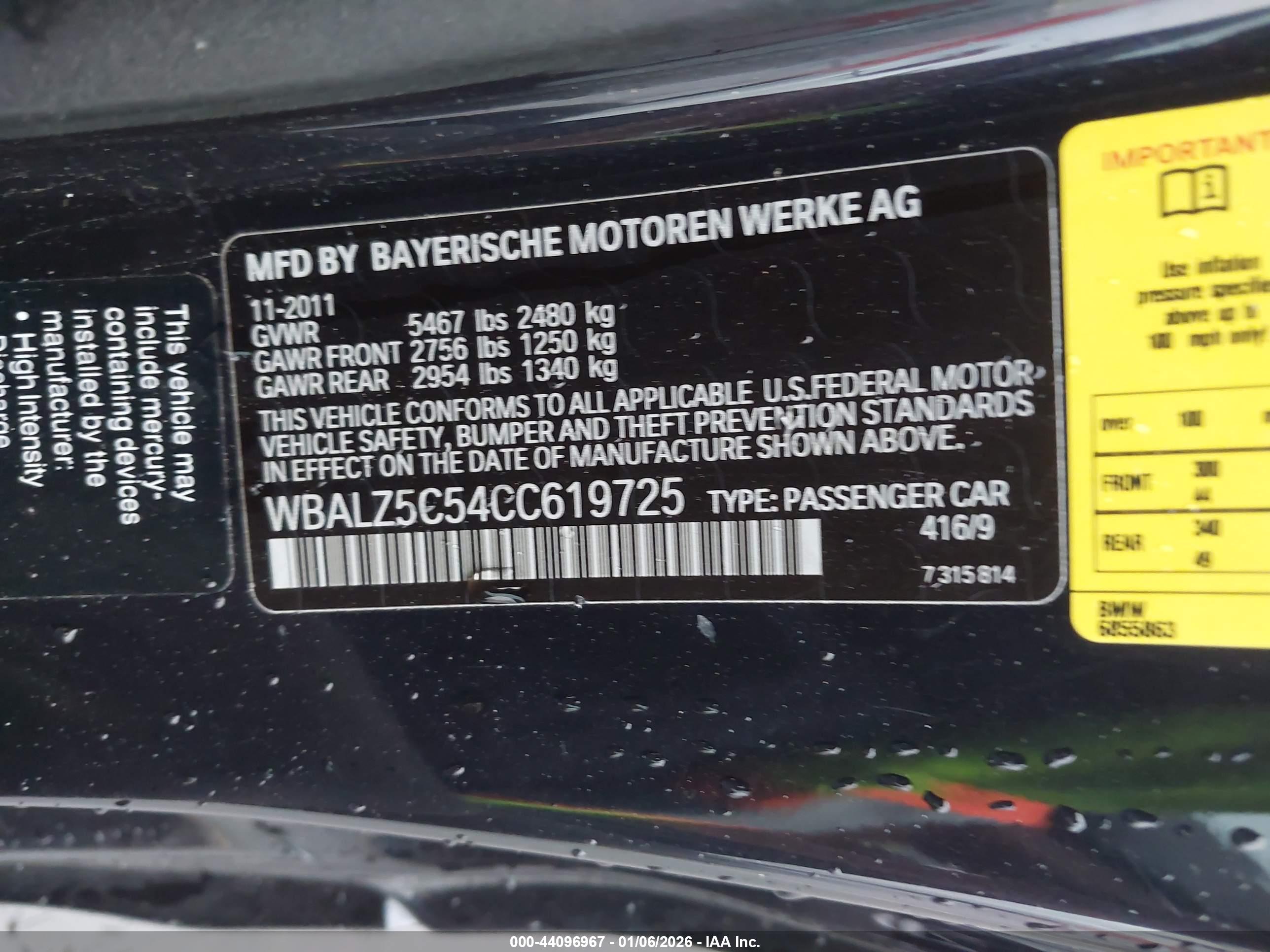 BMW 650I image 9