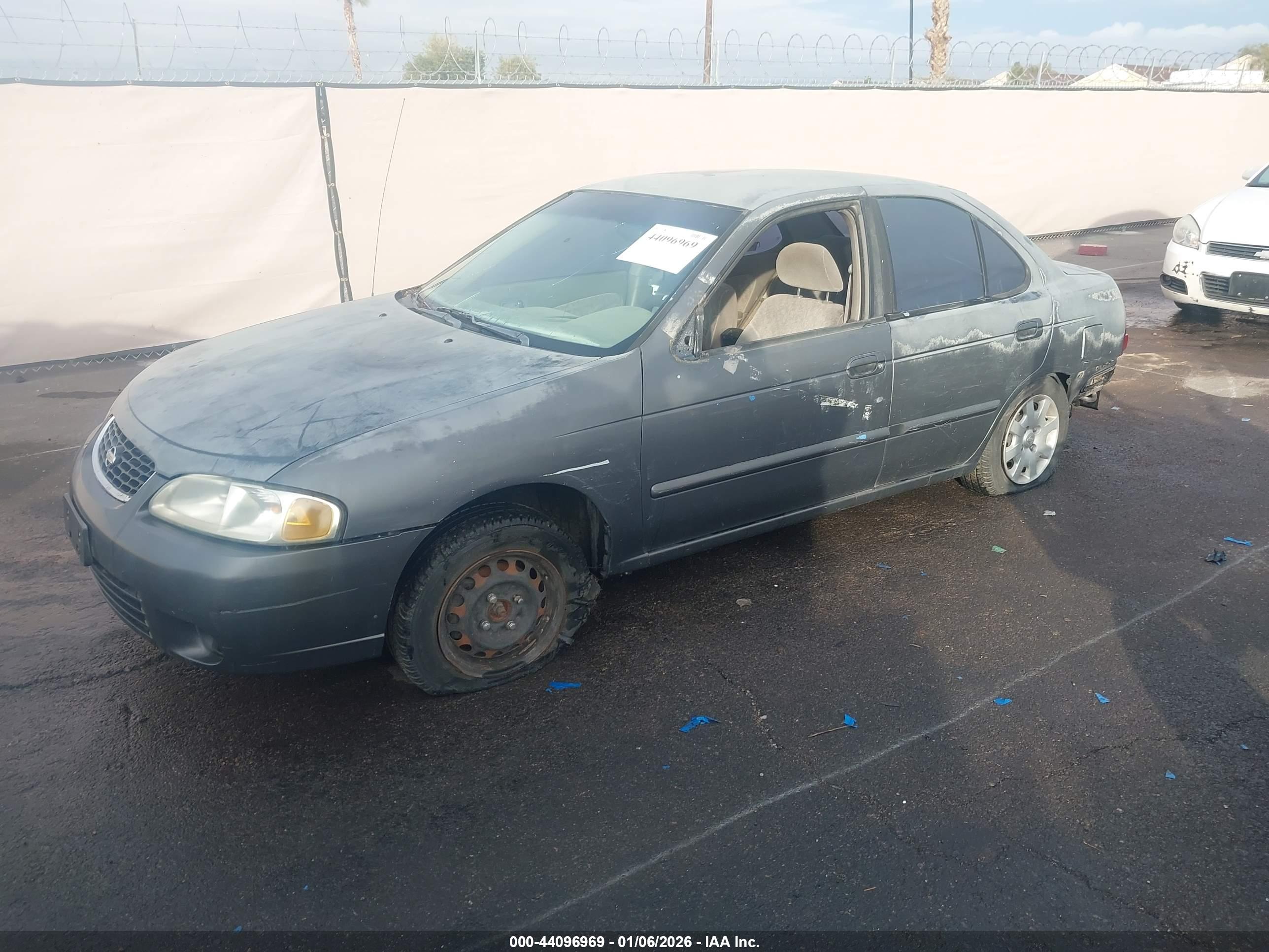 NISSAN SENTRA image 2
