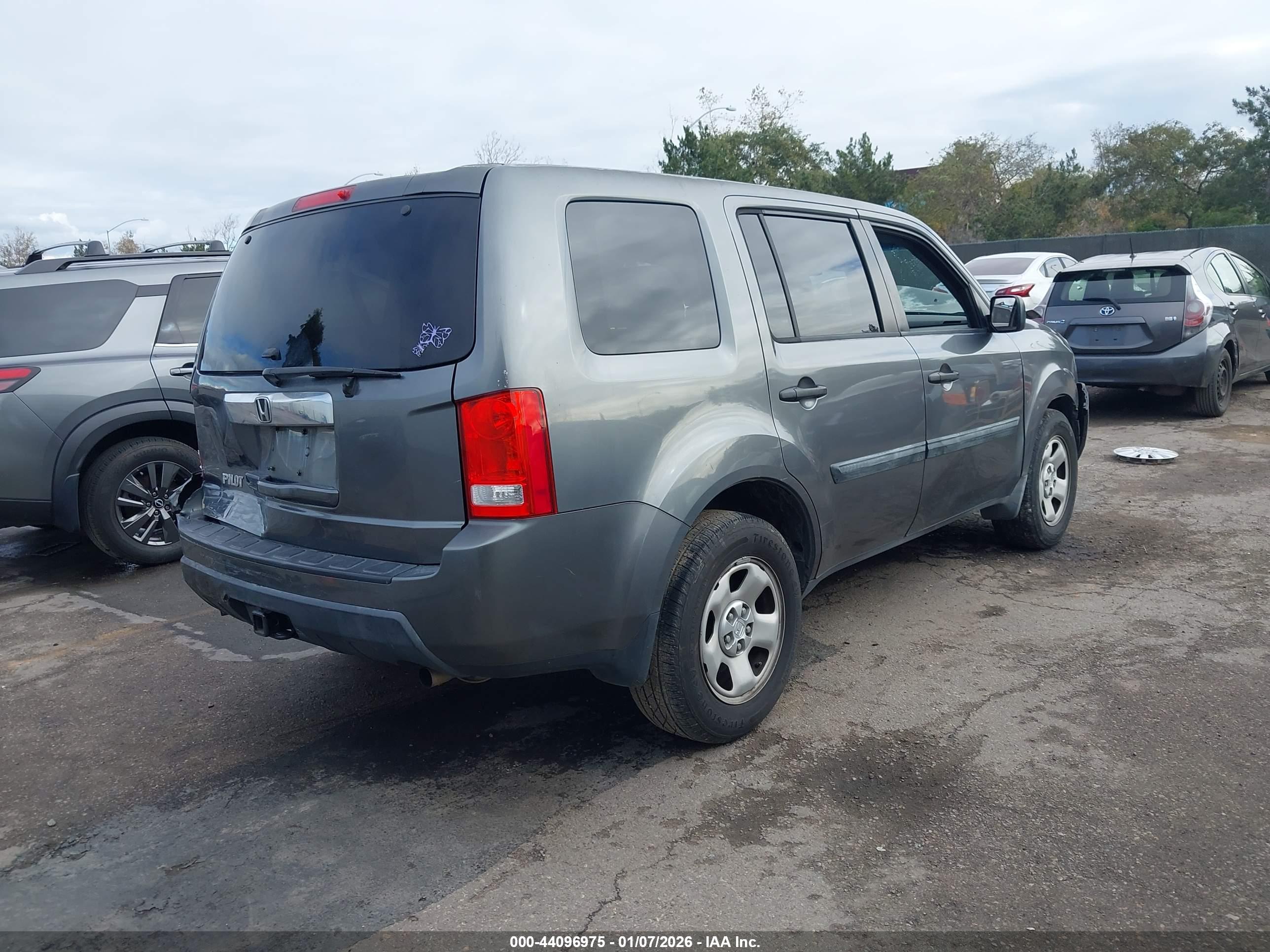 HONDA PILOT image 4