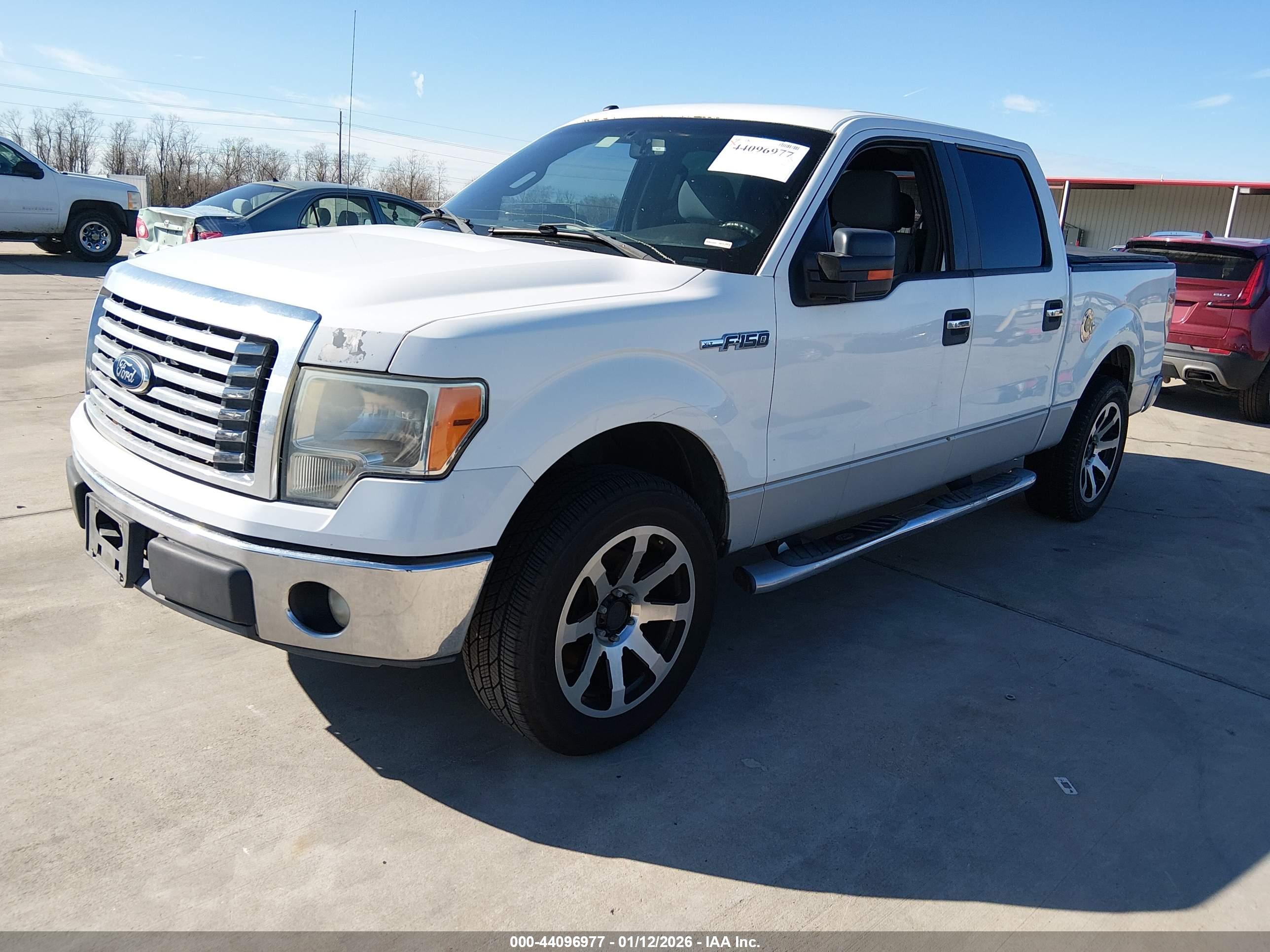 FORD F-150 image 2