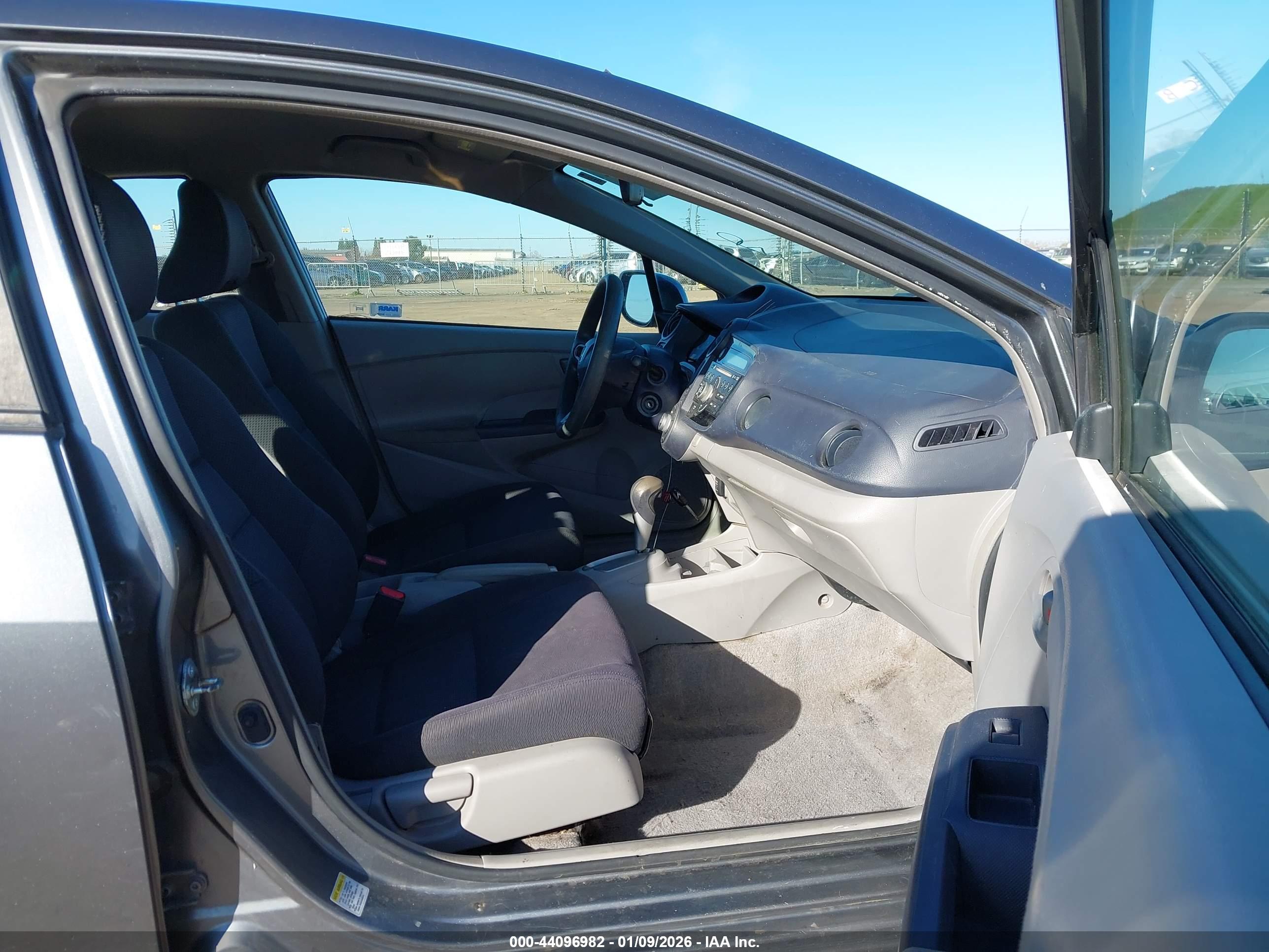 HONDA INSIGHT image 5