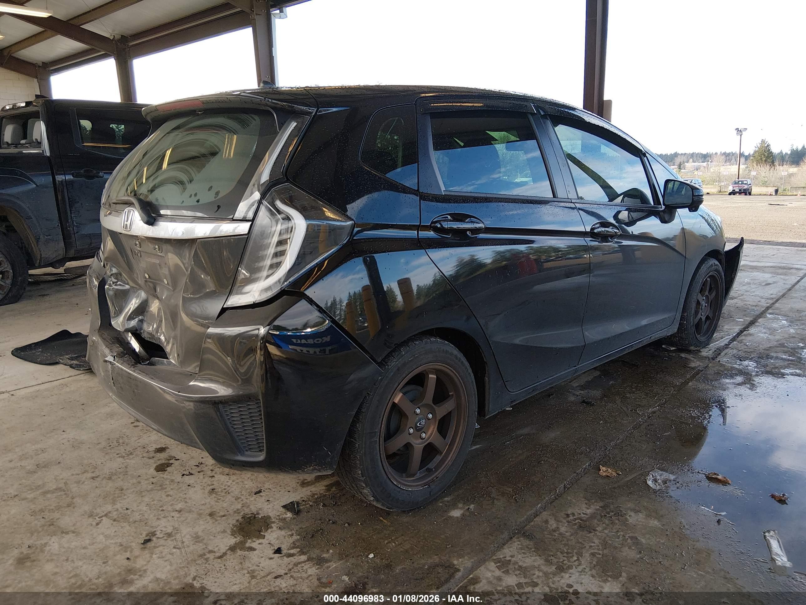 HONDA FIT image 4