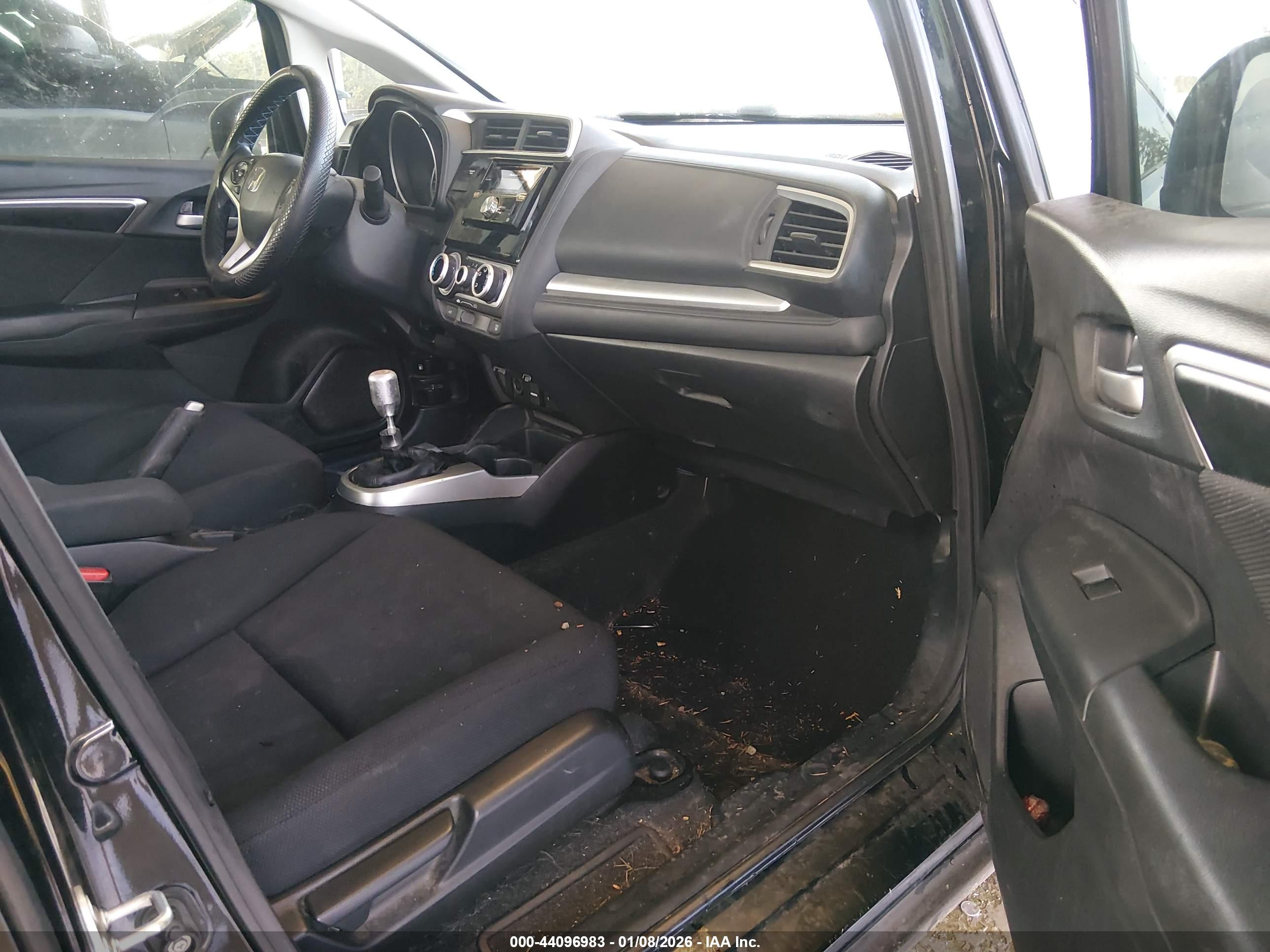 HONDA FIT image 5