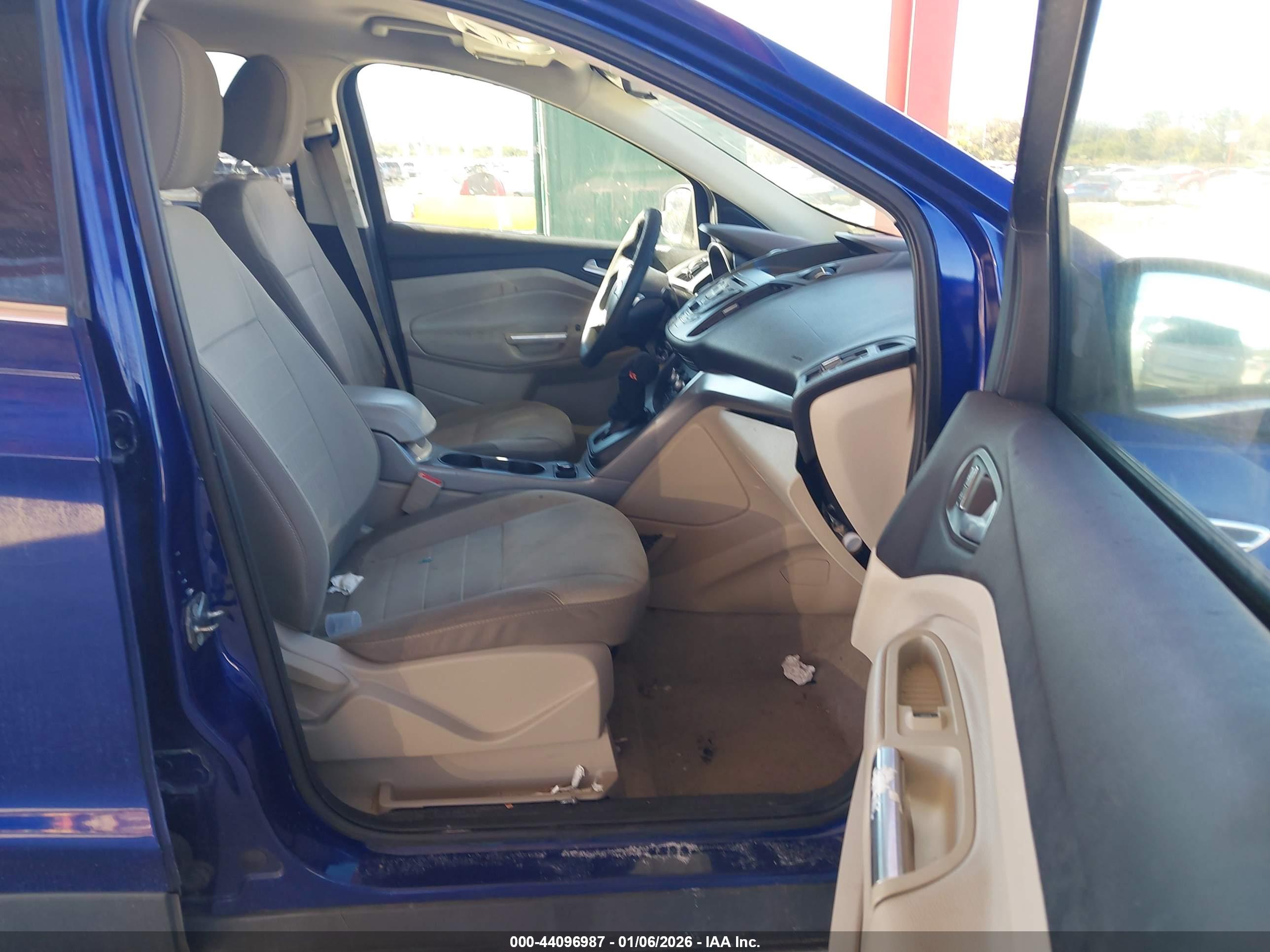 FORD ESCAPE image 5