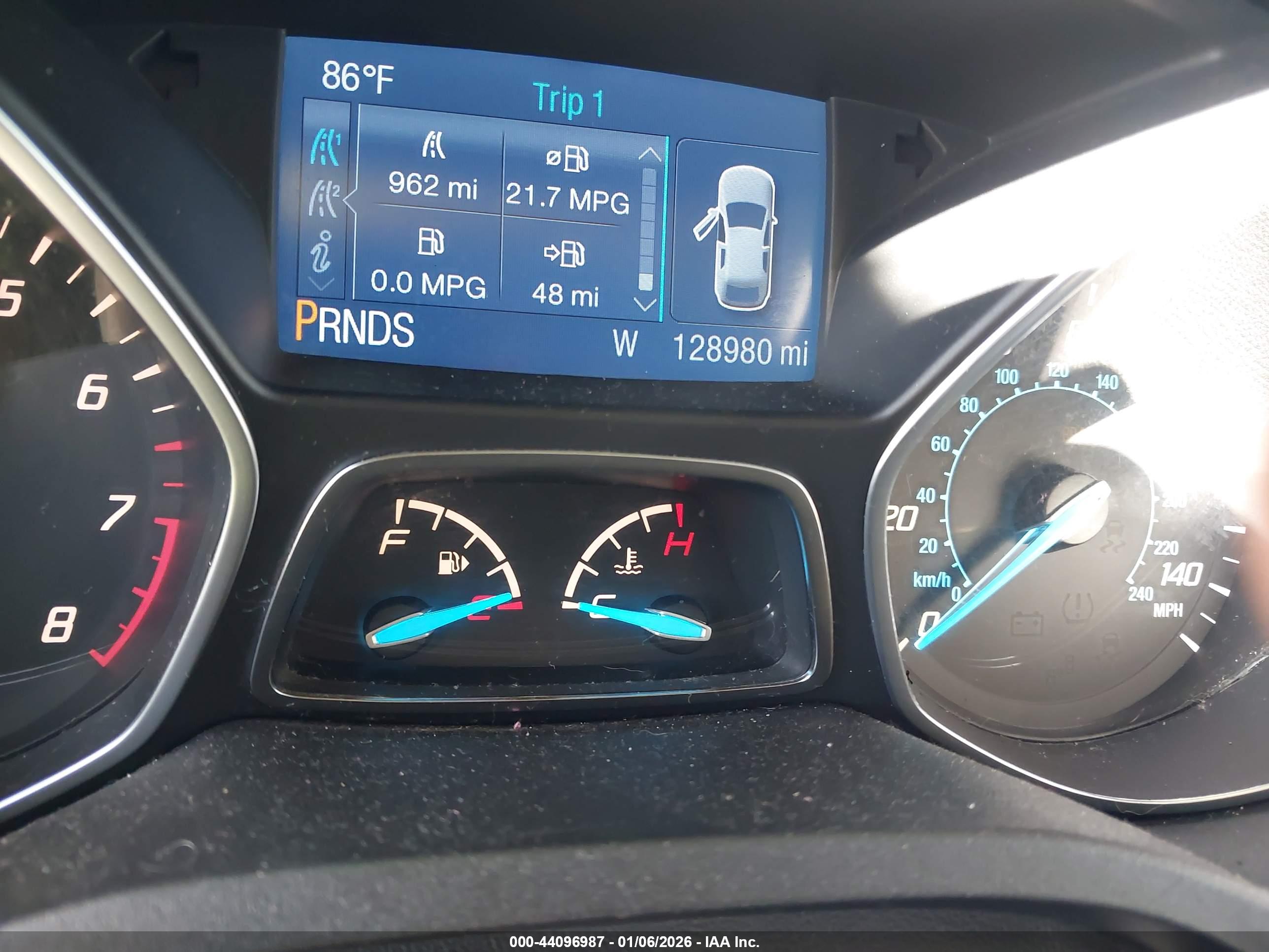 FORD ESCAPE image 7