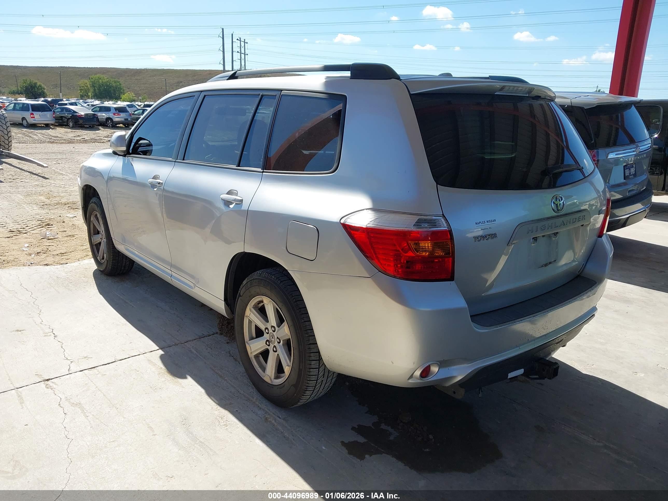TOYOTA HIGHLANDER image 3
