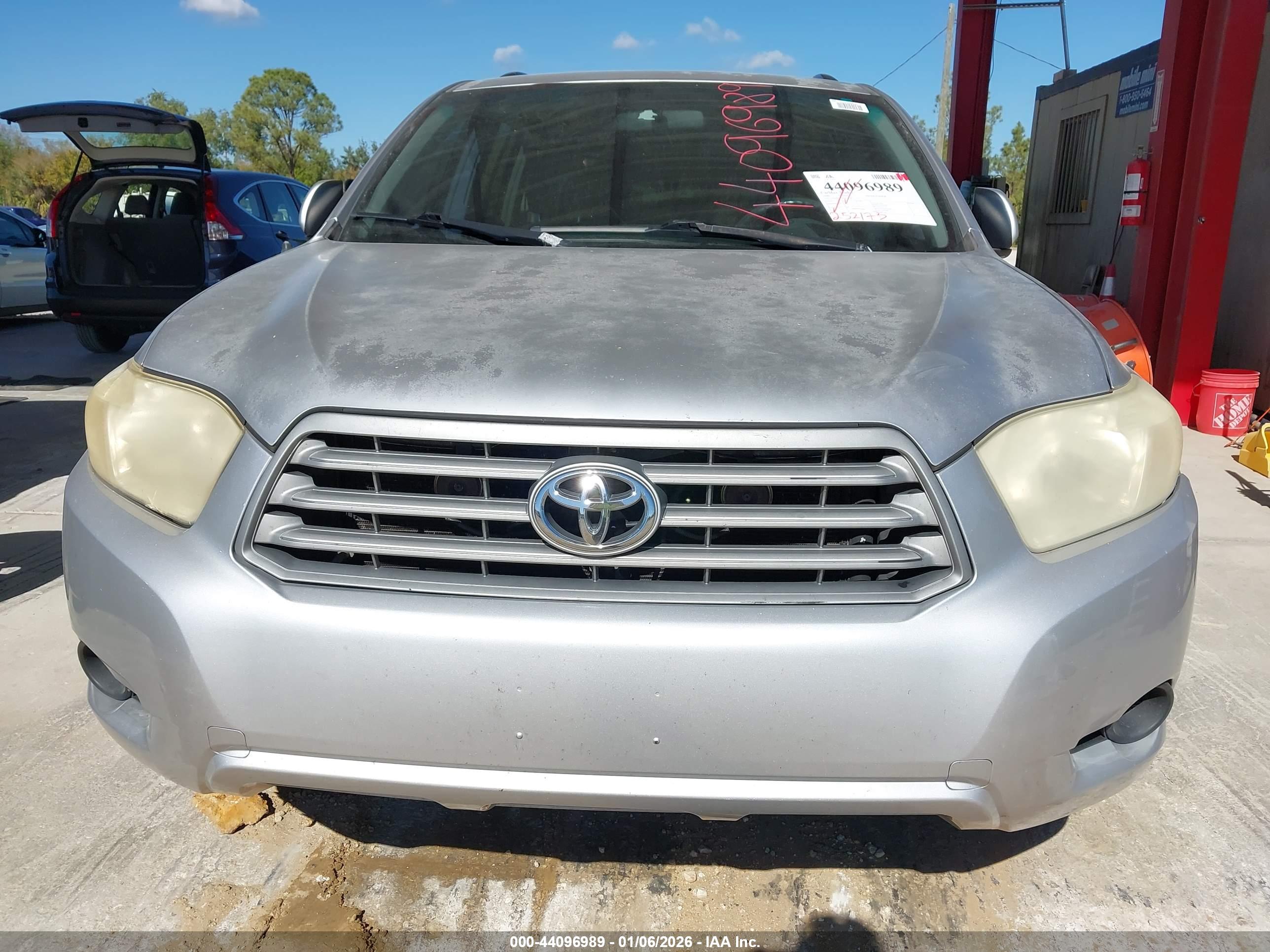 TOYOTA HIGHLANDER image 6