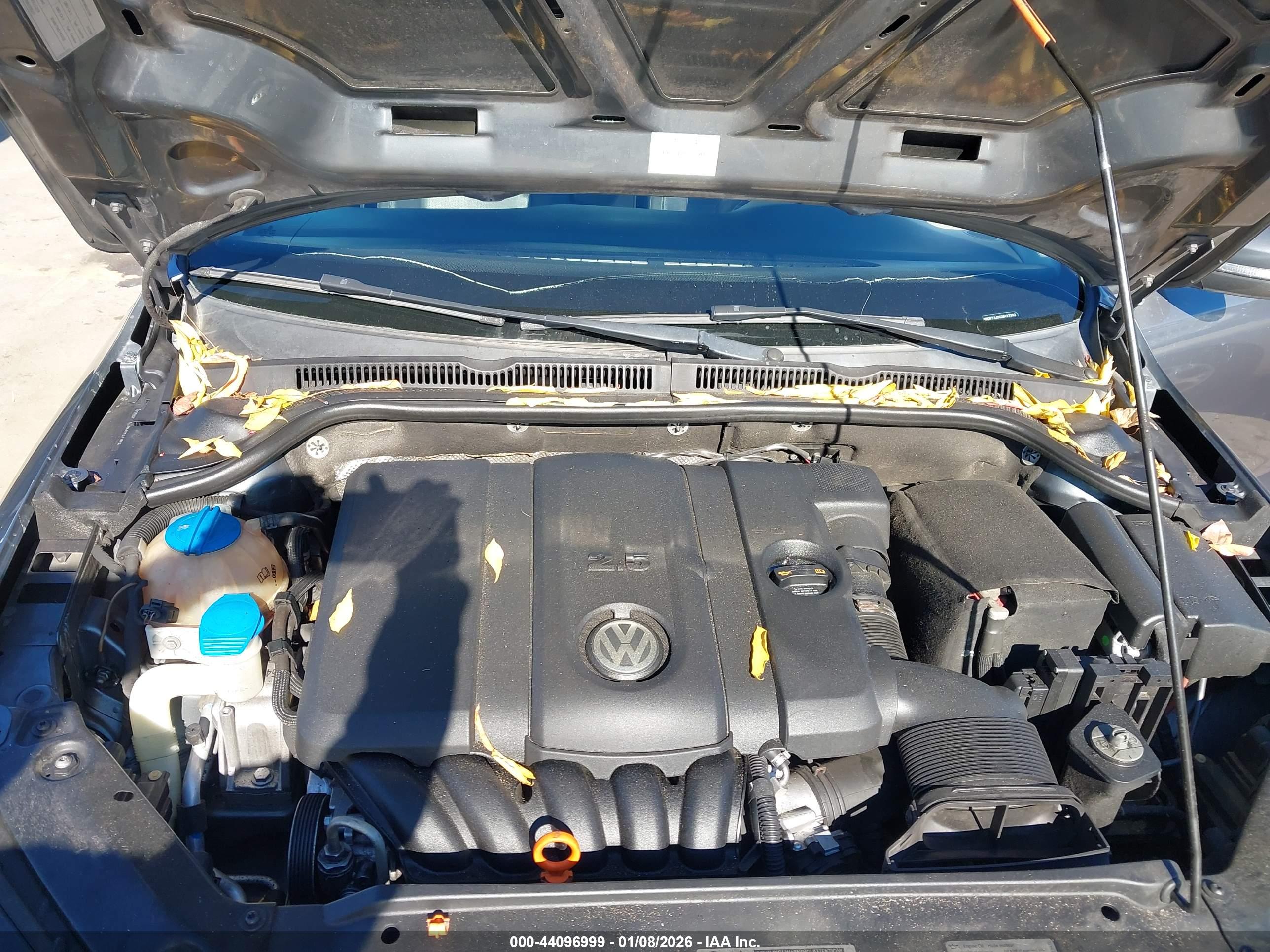 VOLKSWAGEN JETTA image 10