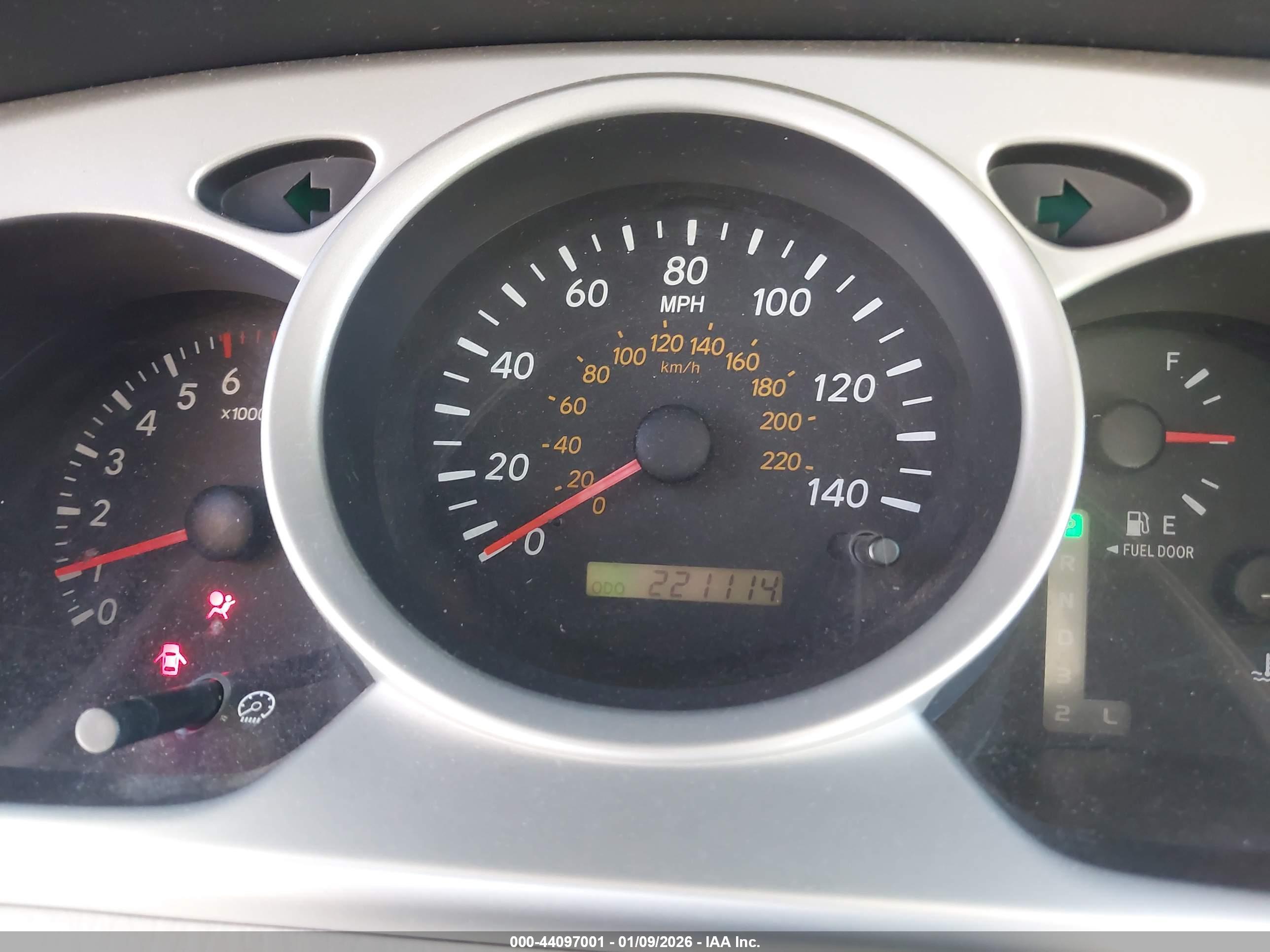 TOYOTA HIGHLANDER image 7