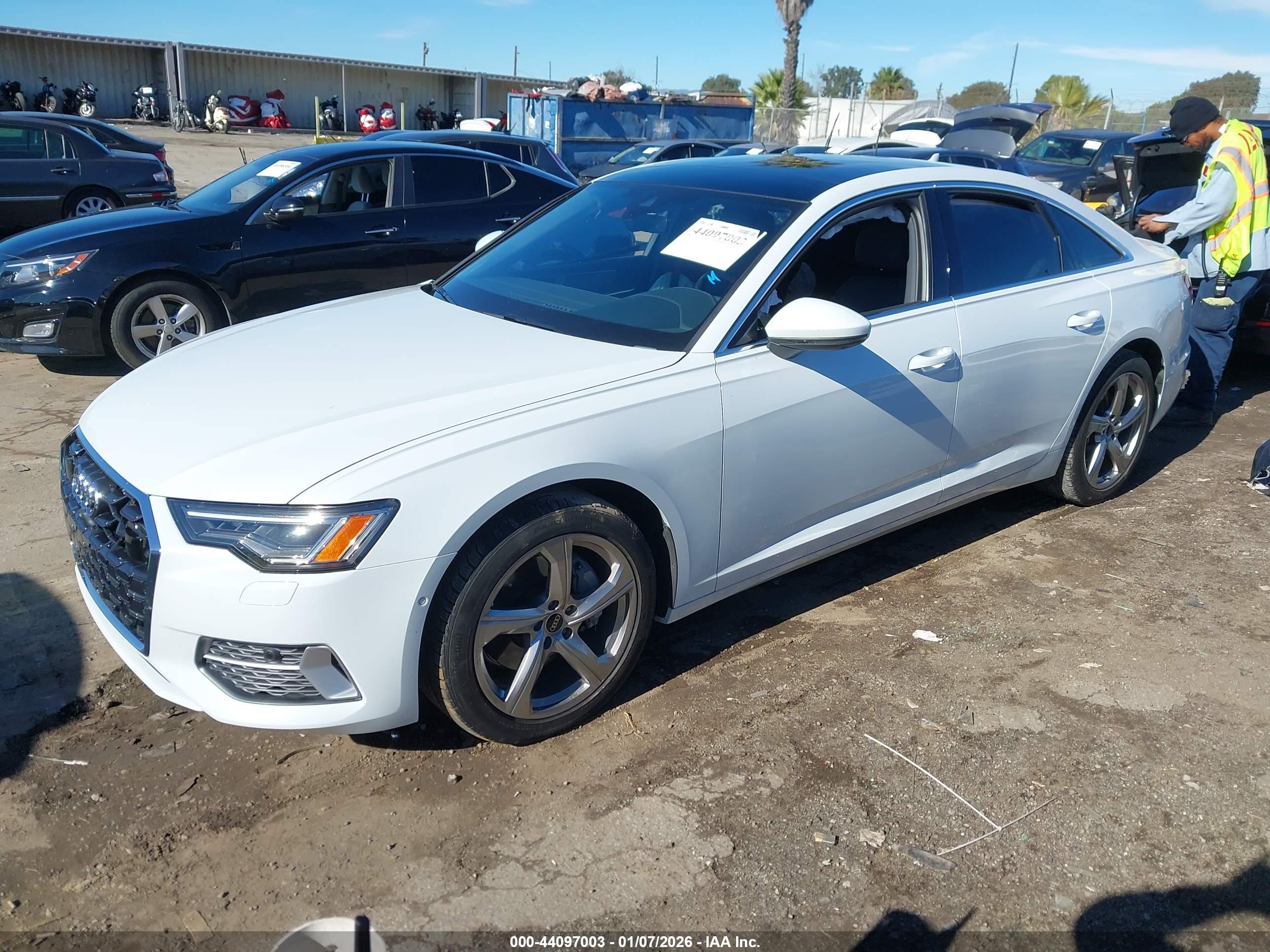 AUDI A6 image 2