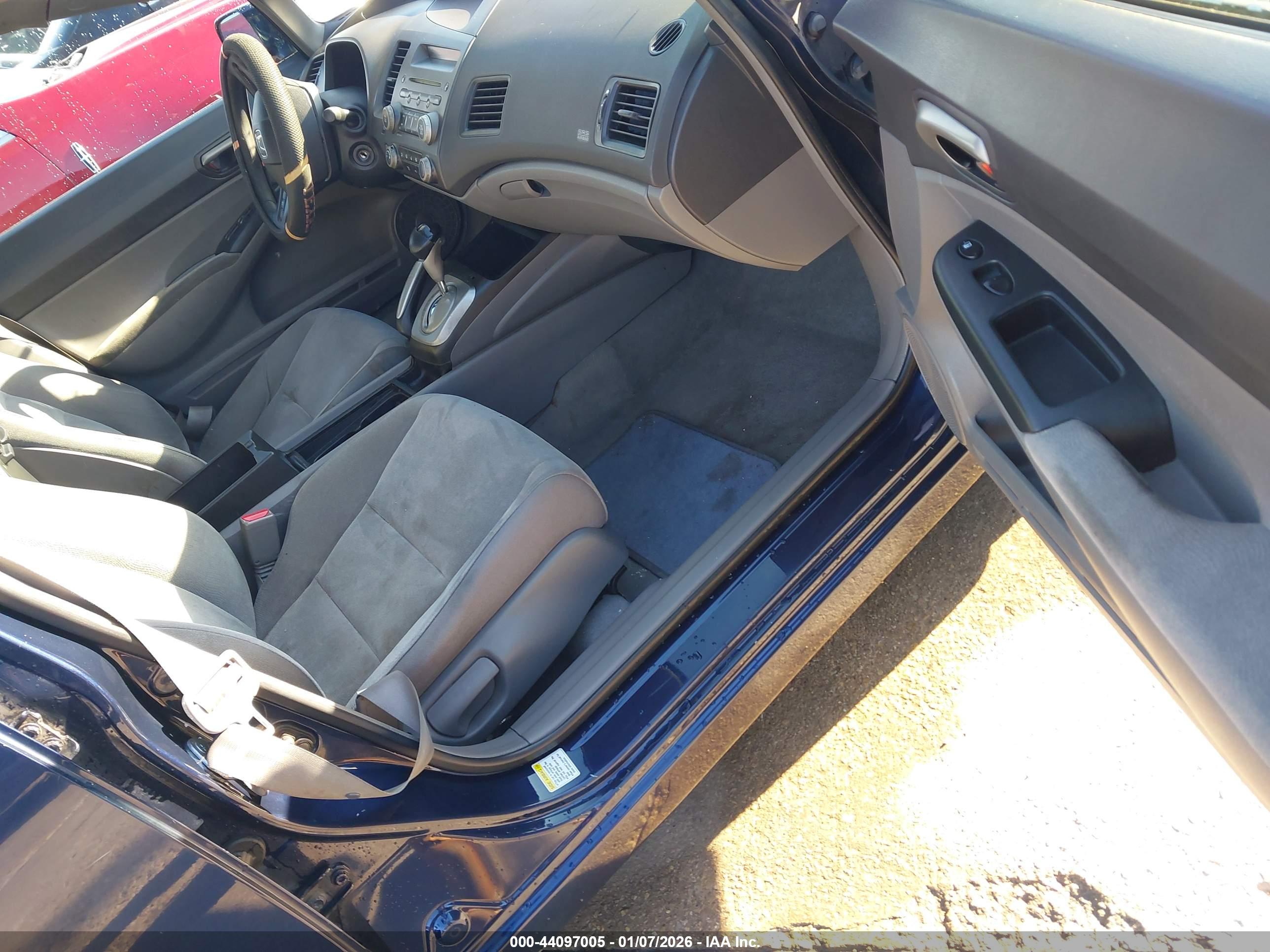 HONDA CIVIC image 5