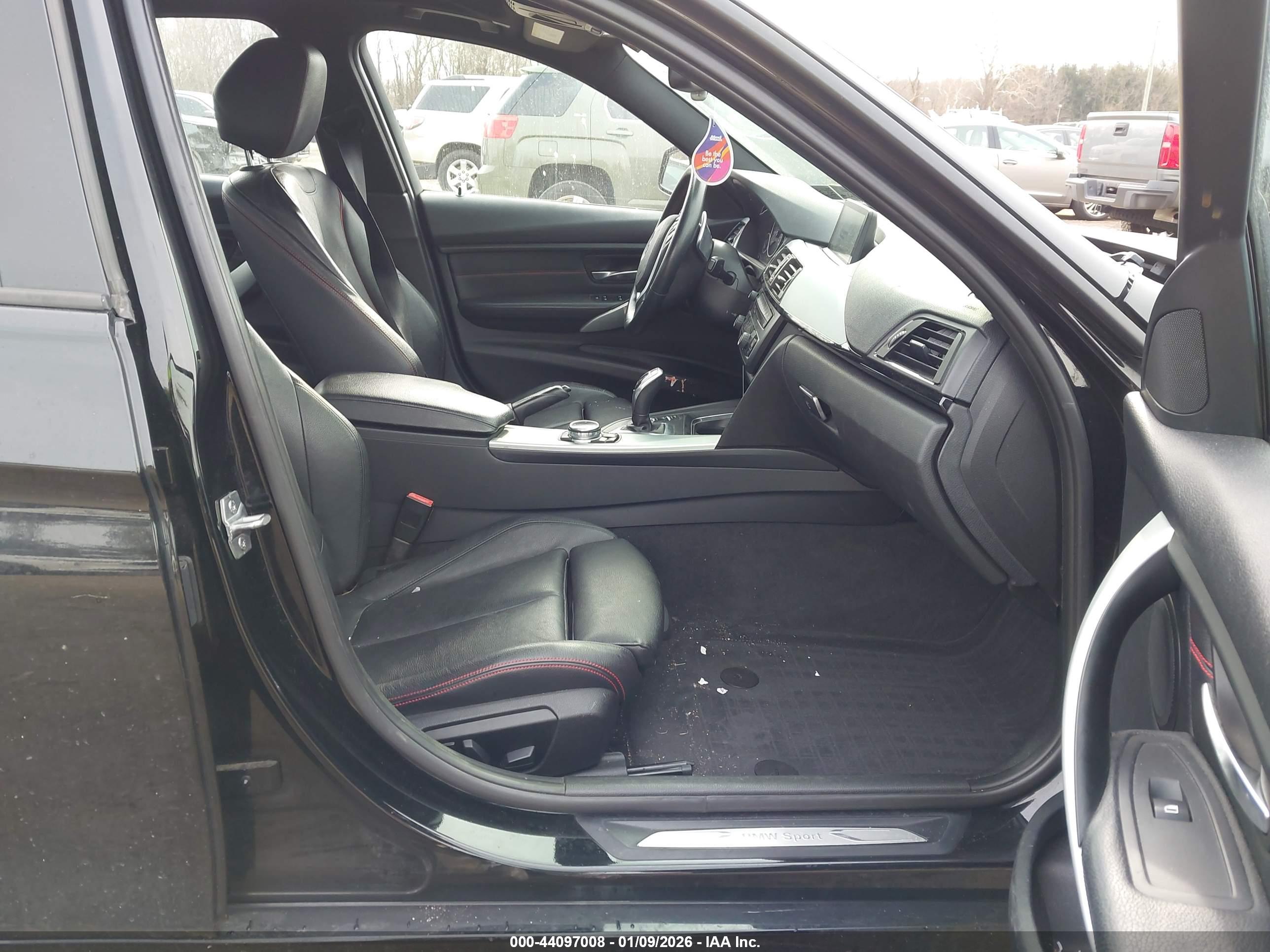 BMW 328I image 5