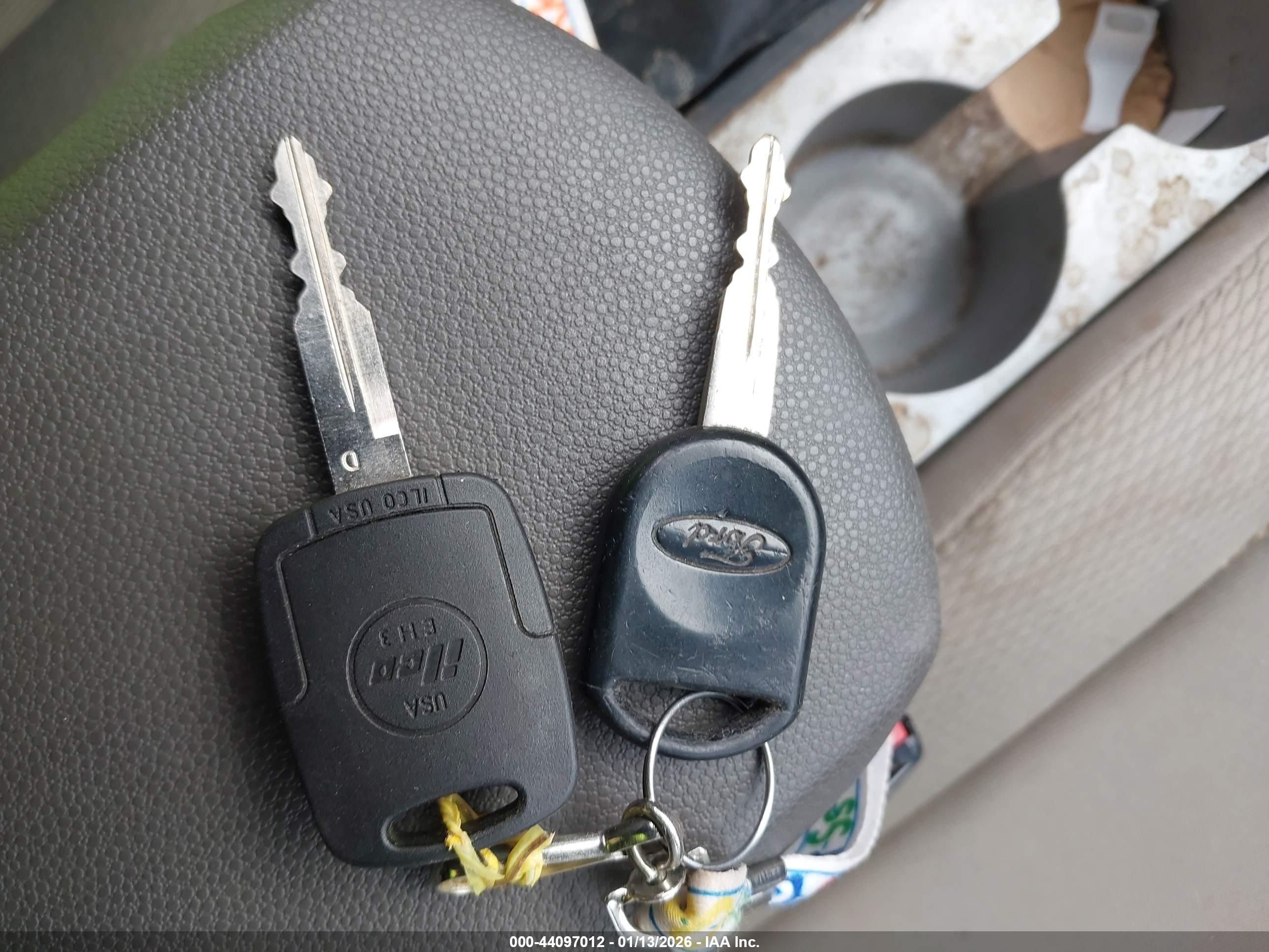 FORD FOCUS image 11