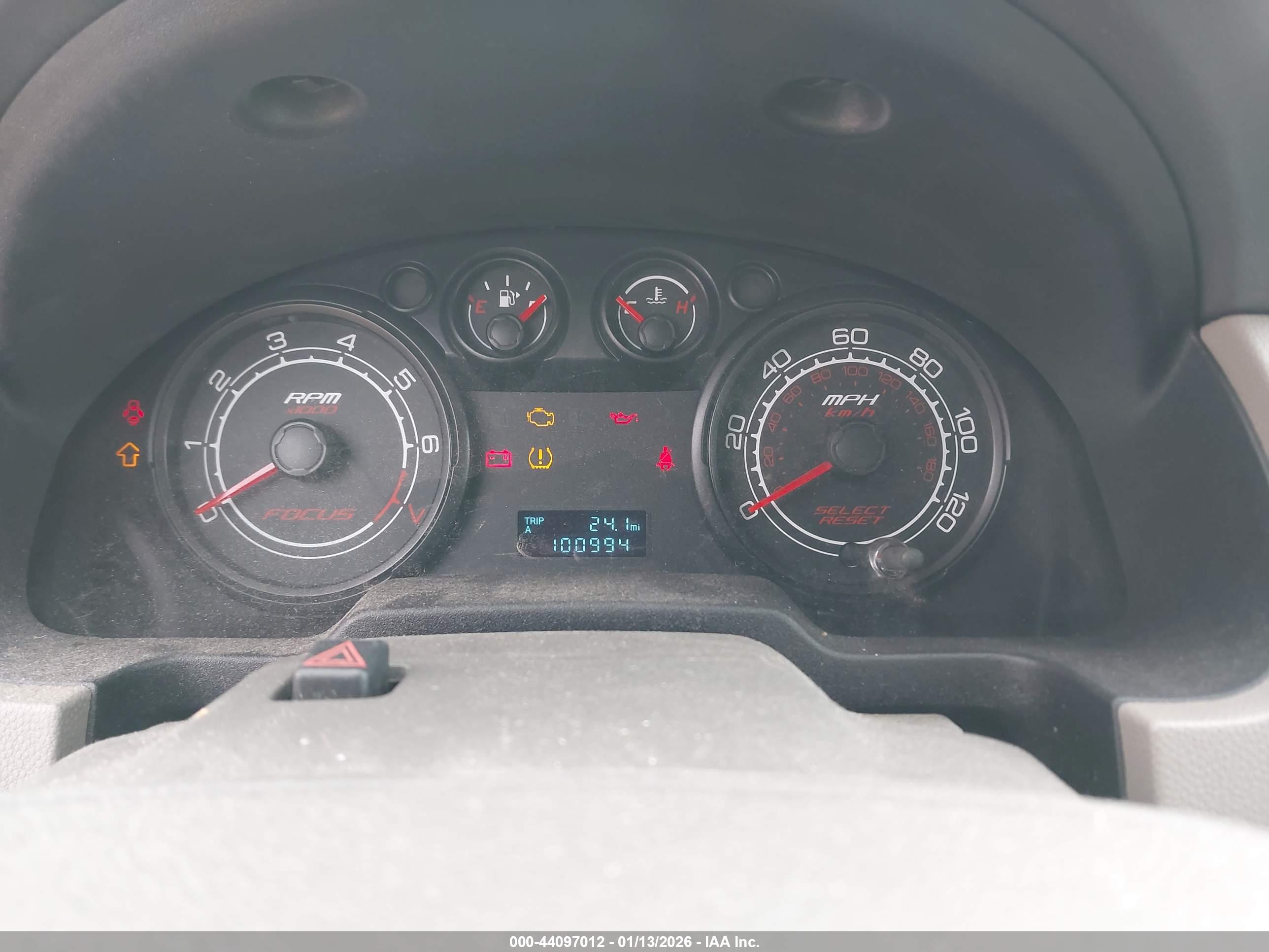 FORD FOCUS image 7